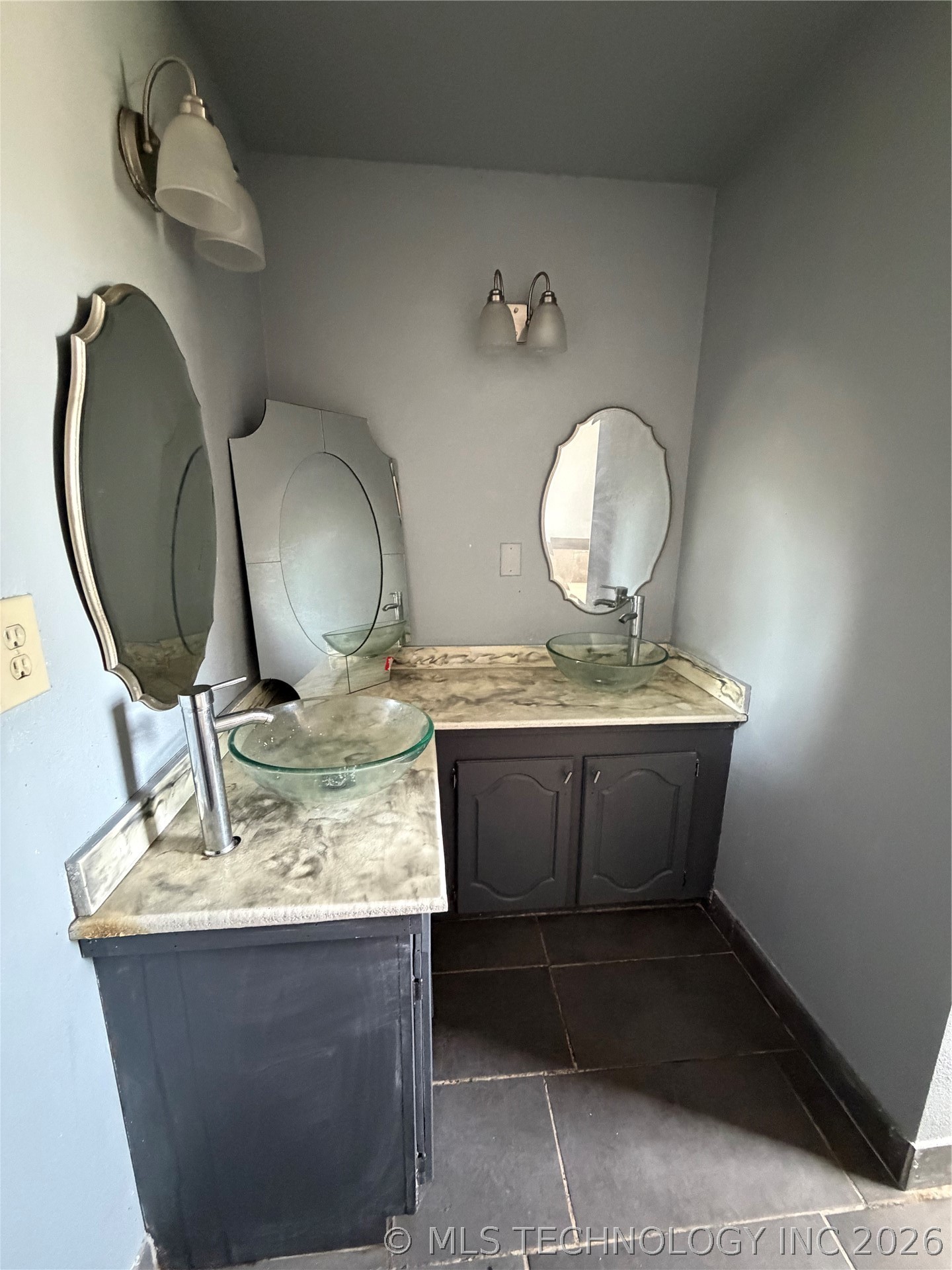 12306 E 18th Place Tulsa OK 74128
