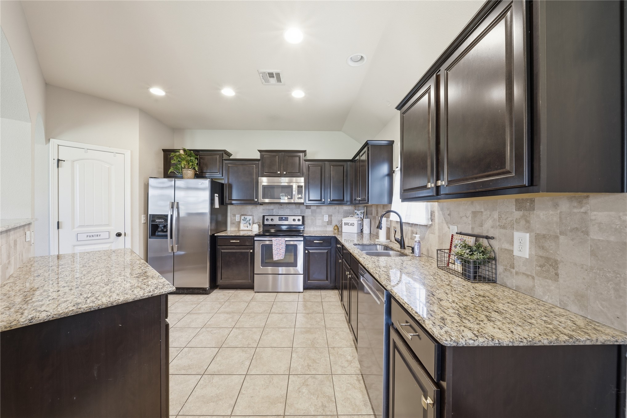 3906 S Maple Avenue Sand Springs OK 74063