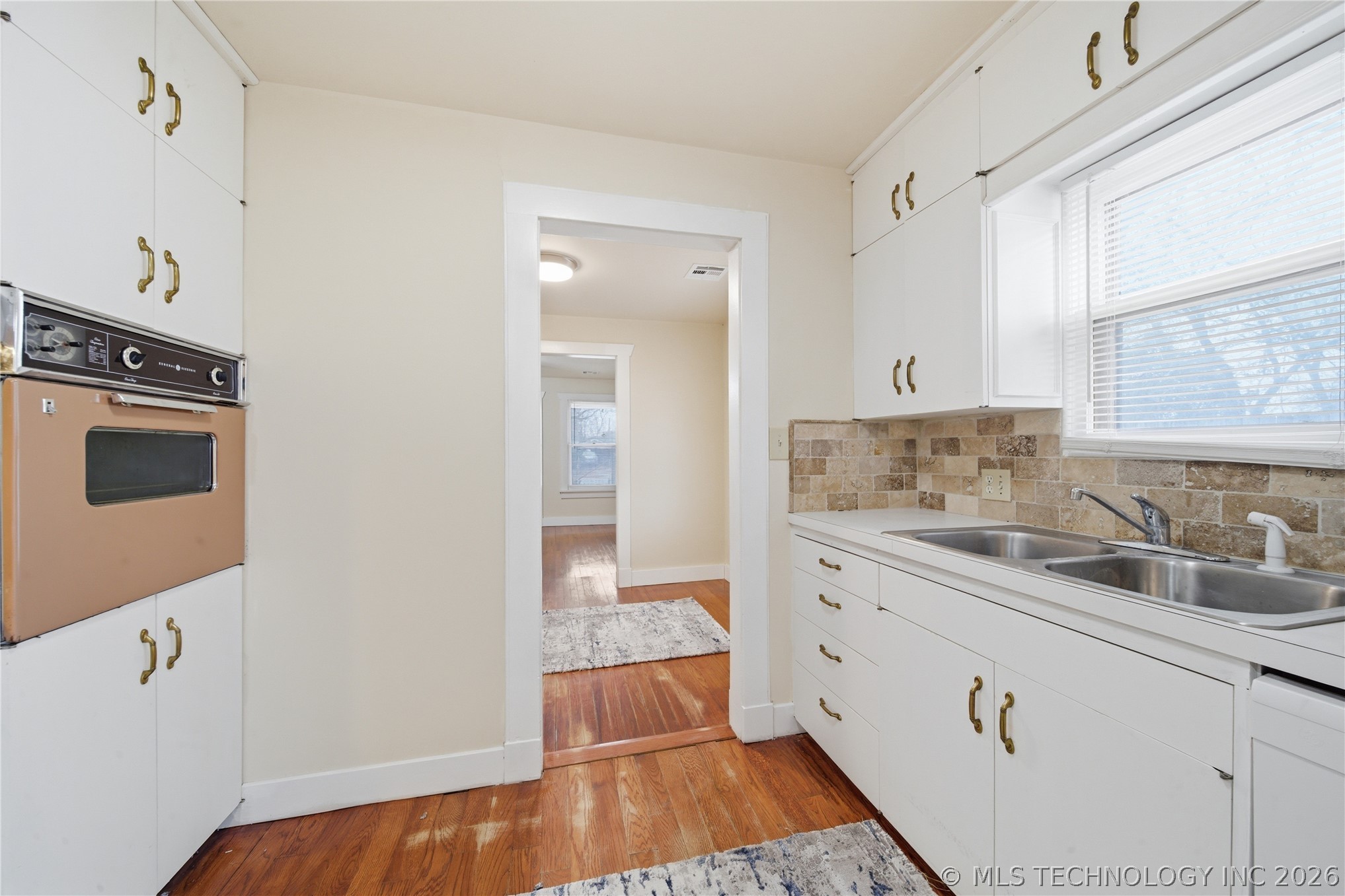 1313 E 66th Place Tulsa OK 74136