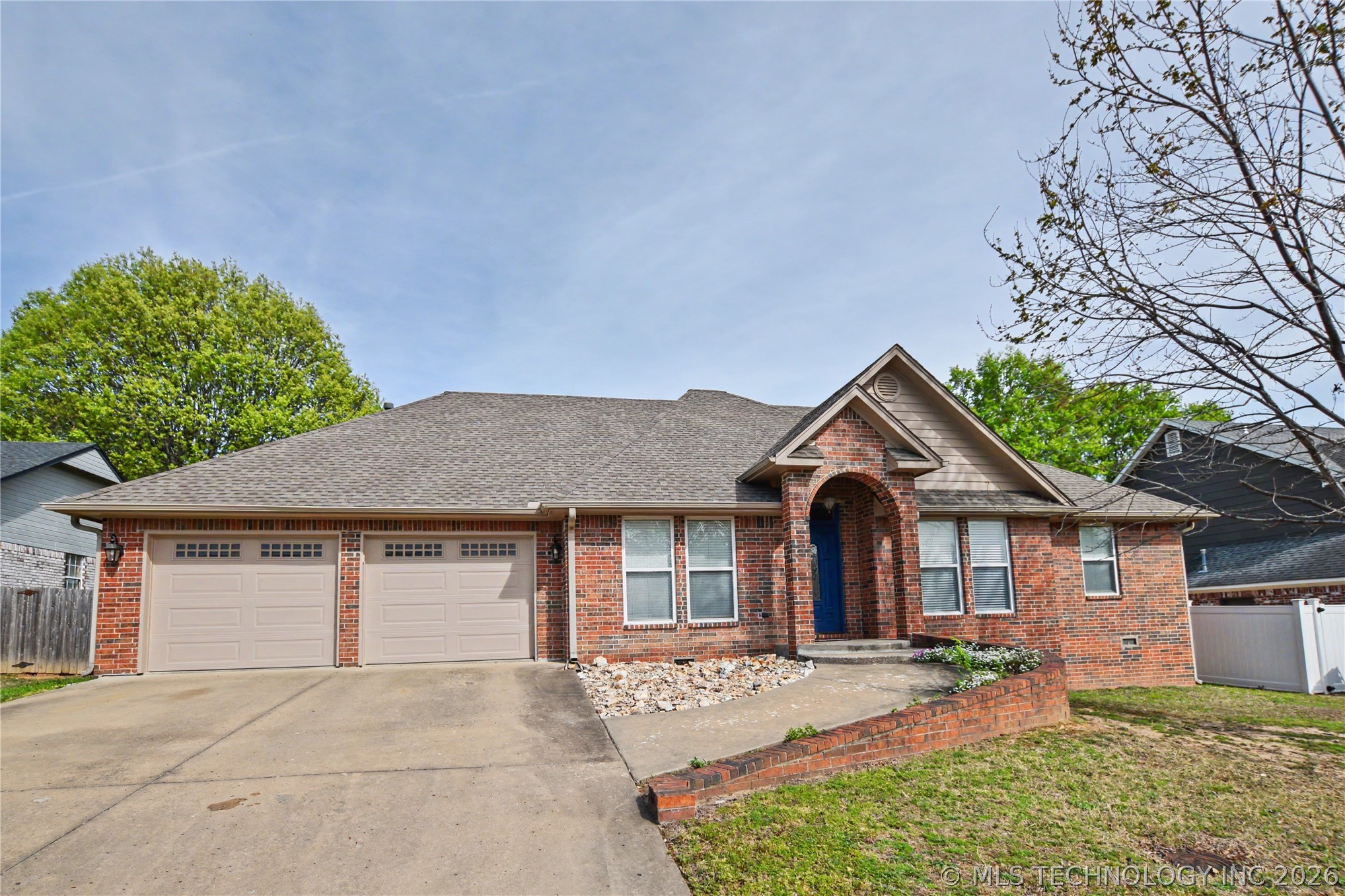605 S Oak Avenue Tahlequah OK 74464