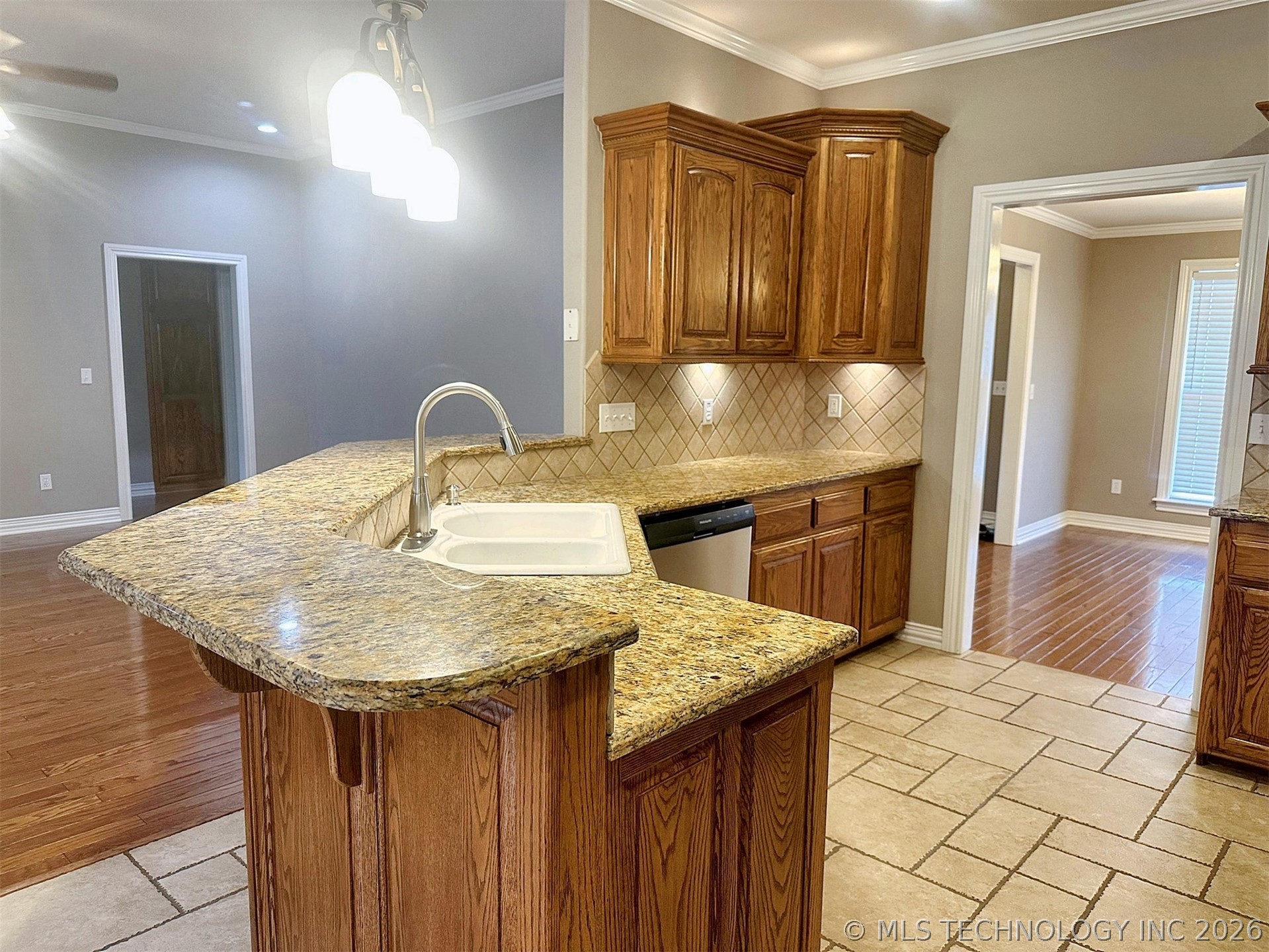 605 S Oak Avenue Tahlequah OK 74464