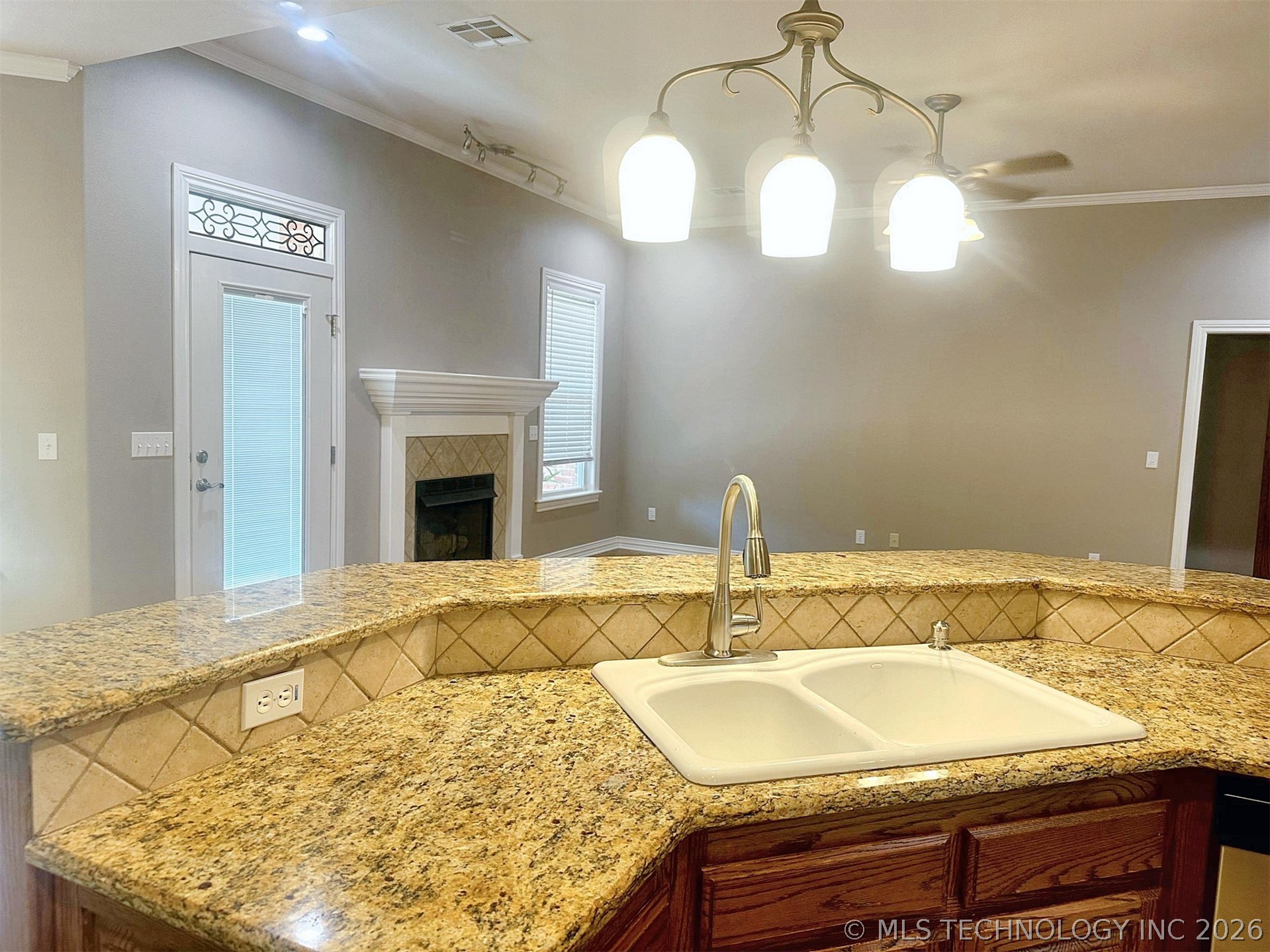 605 S Oak Avenue Tahlequah OK 74464