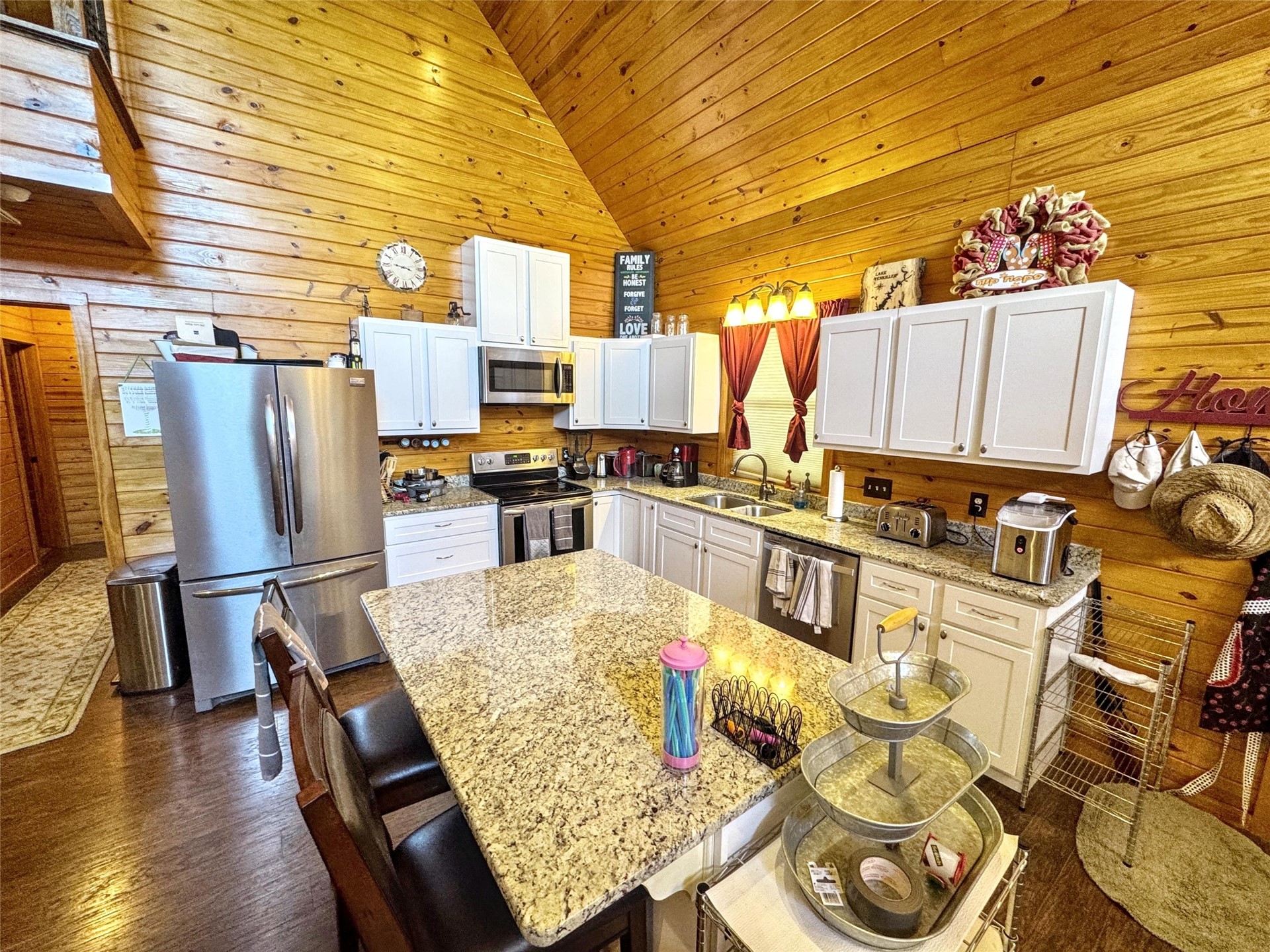 33473 Highway 82 Cookson OK 74427