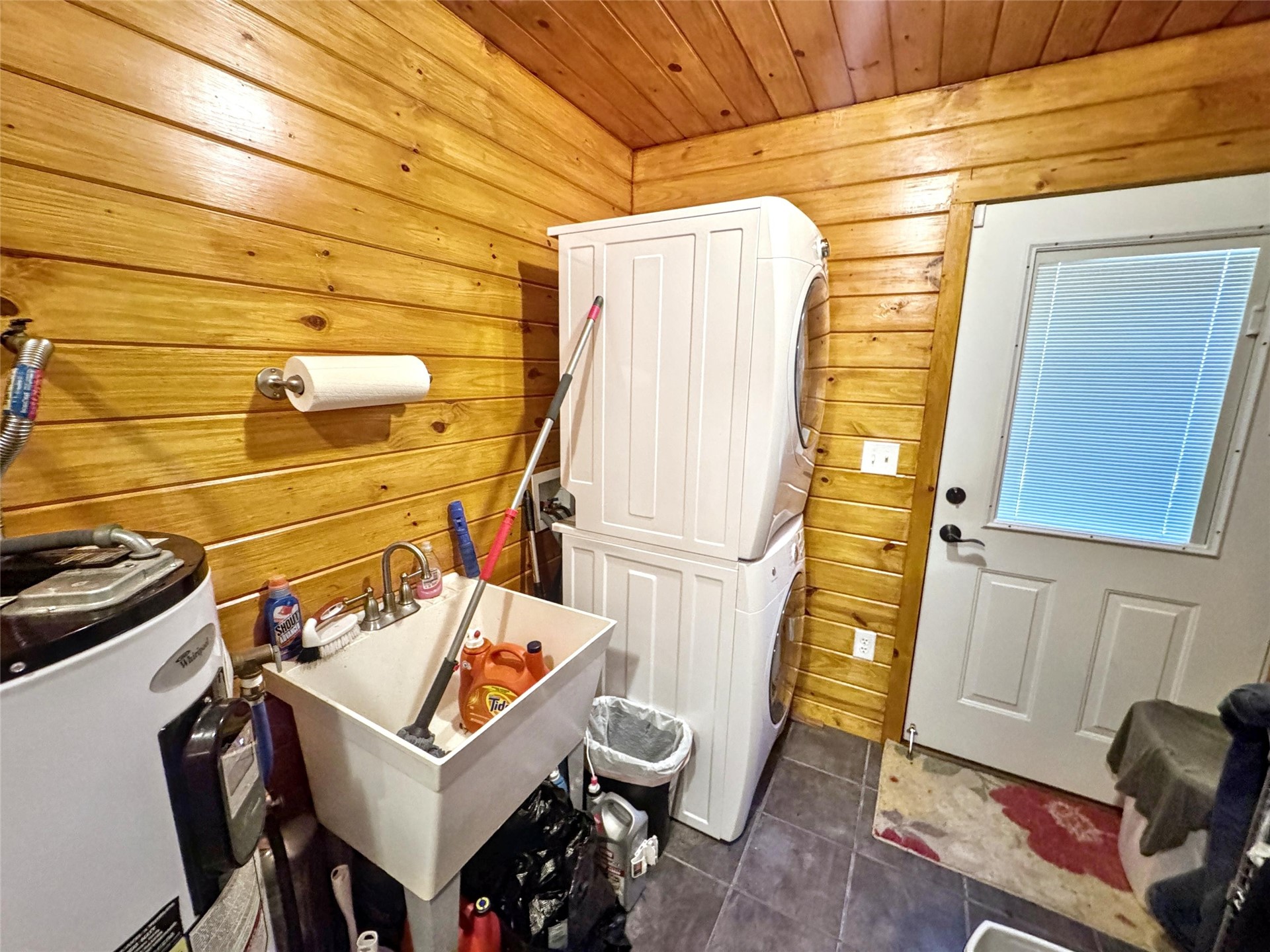 33473 Highway 82 Cookson OK 74427