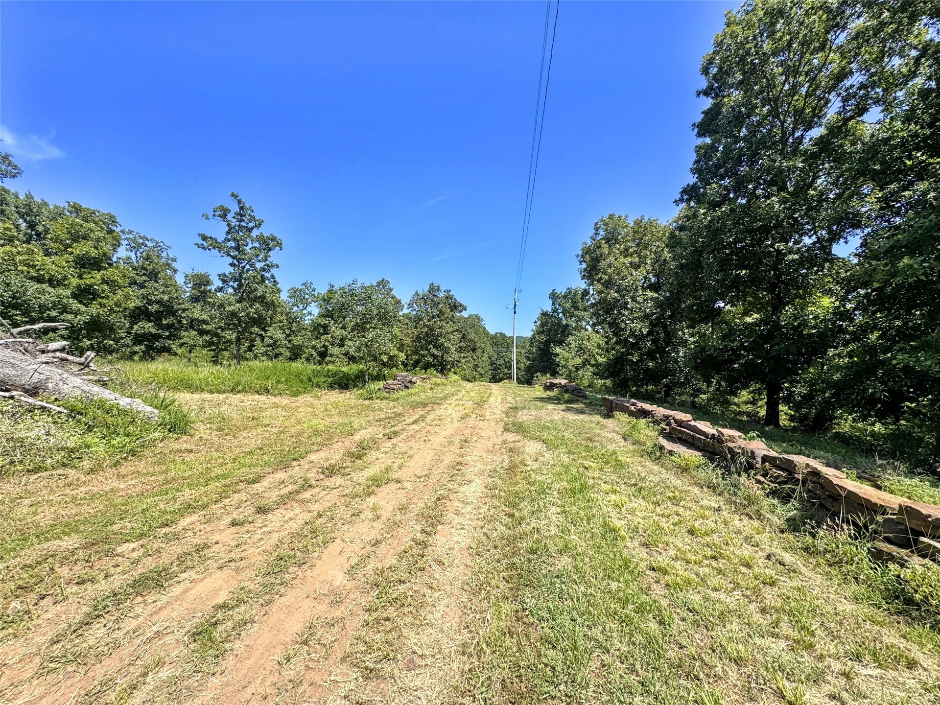 33473 Highway 82 Cookson OK 74427