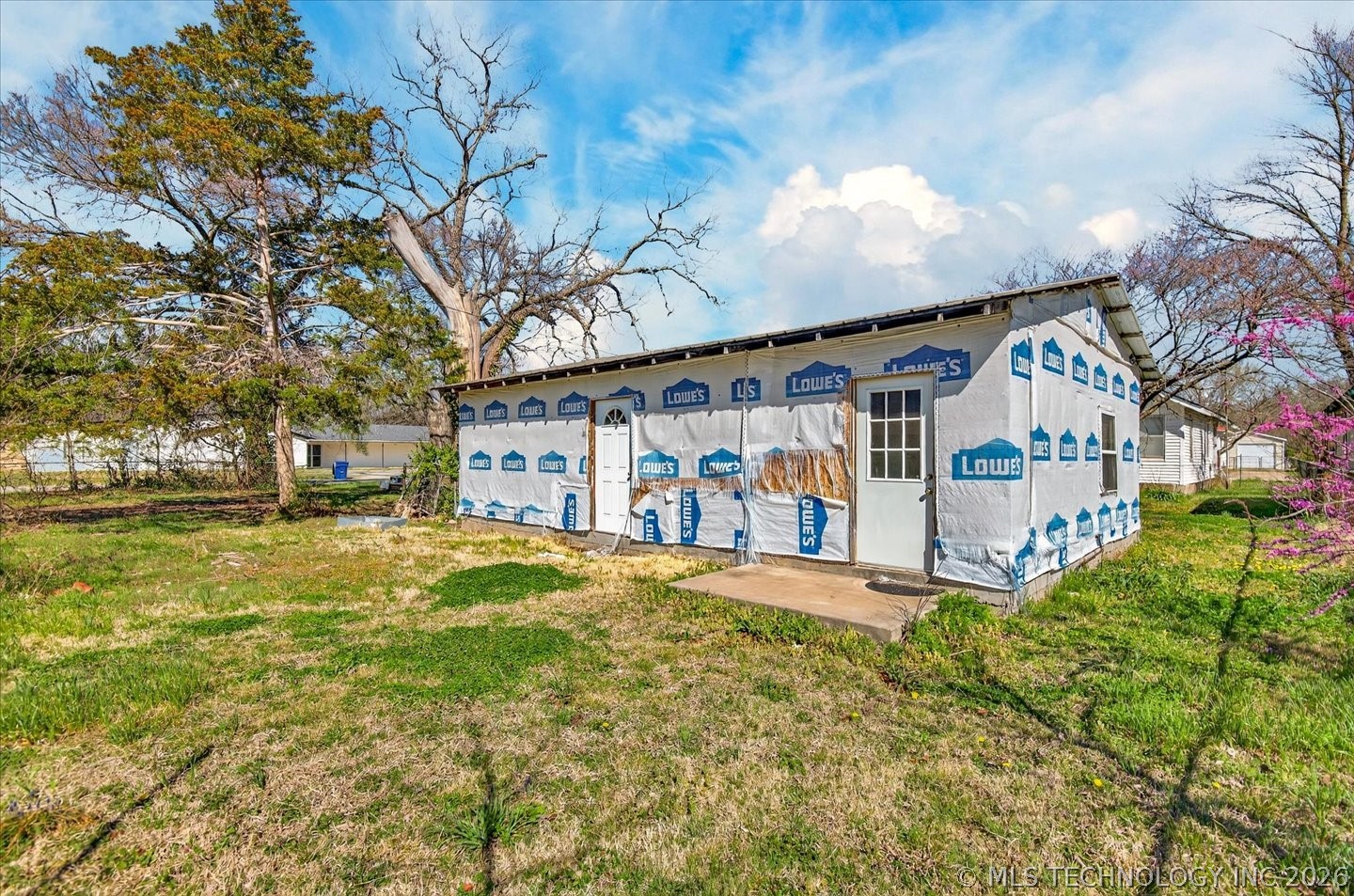 906 E 9th Street Pawhuska OK 74056