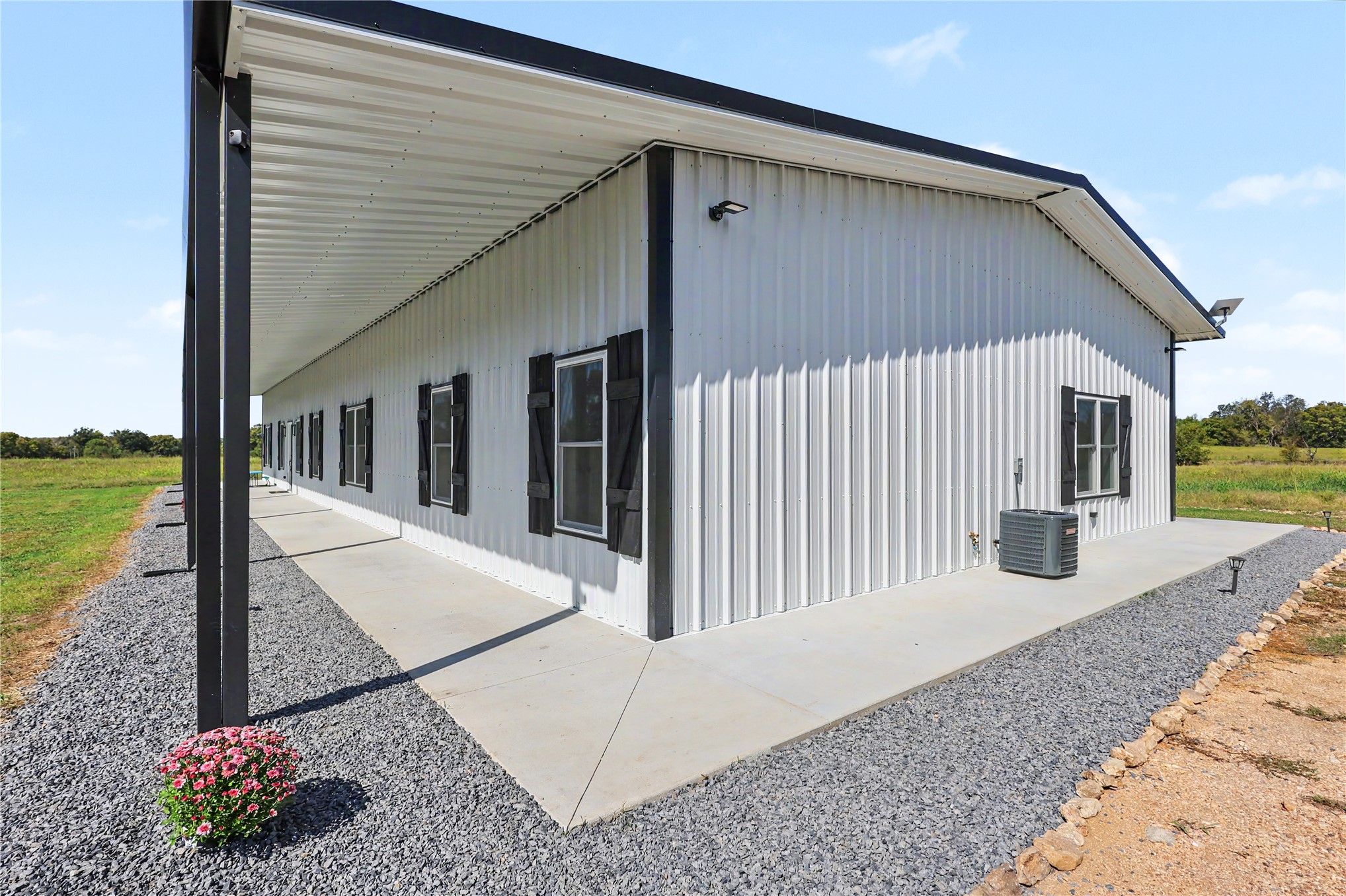 5400 W Groat Road Hulbert OK 74441