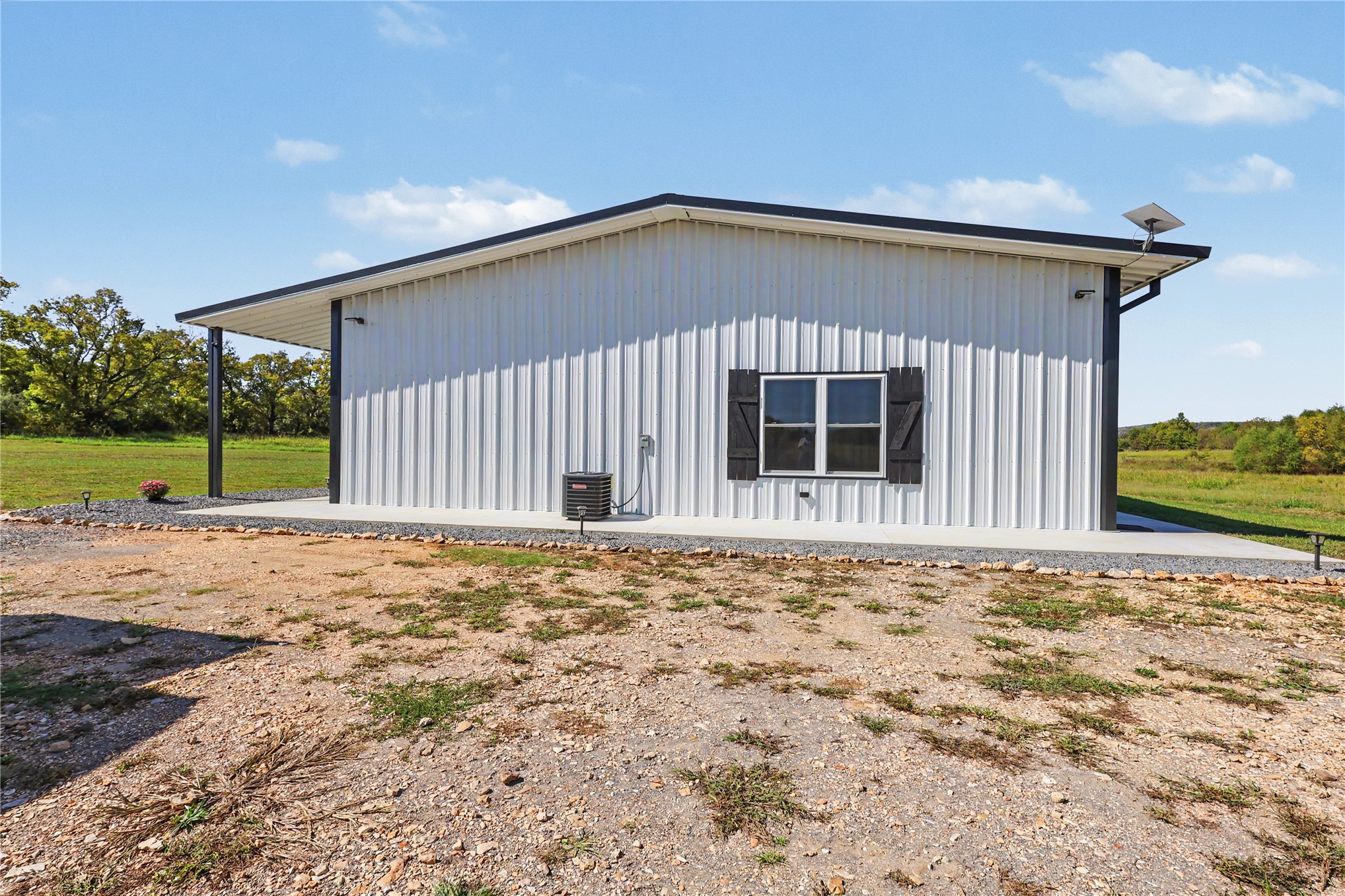 5400 W Groat Road Hulbert OK 74441