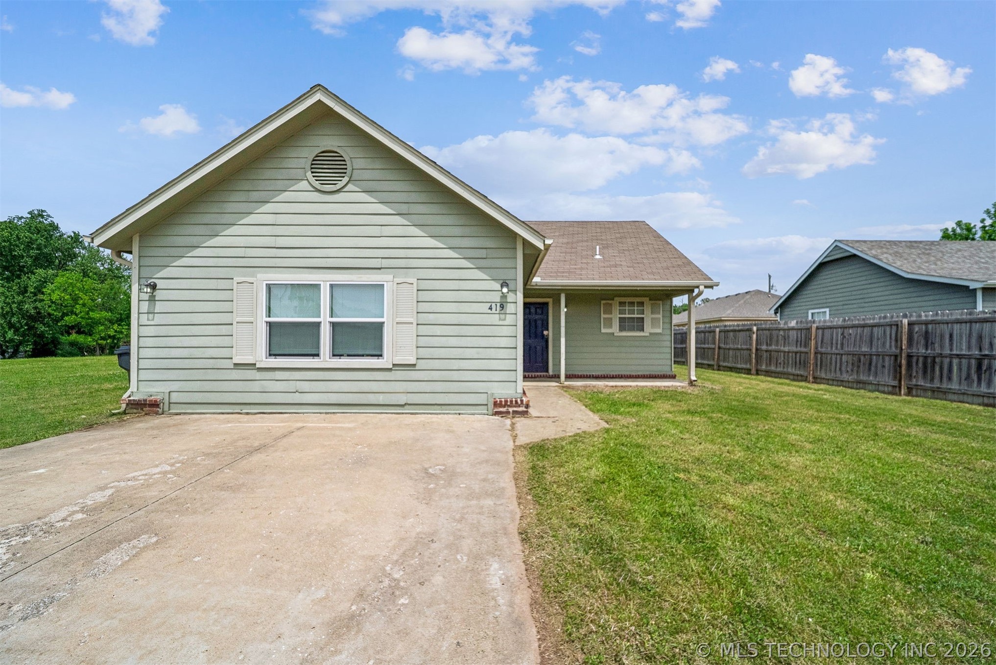 419 E Dogwood Street Coweta OK 74429