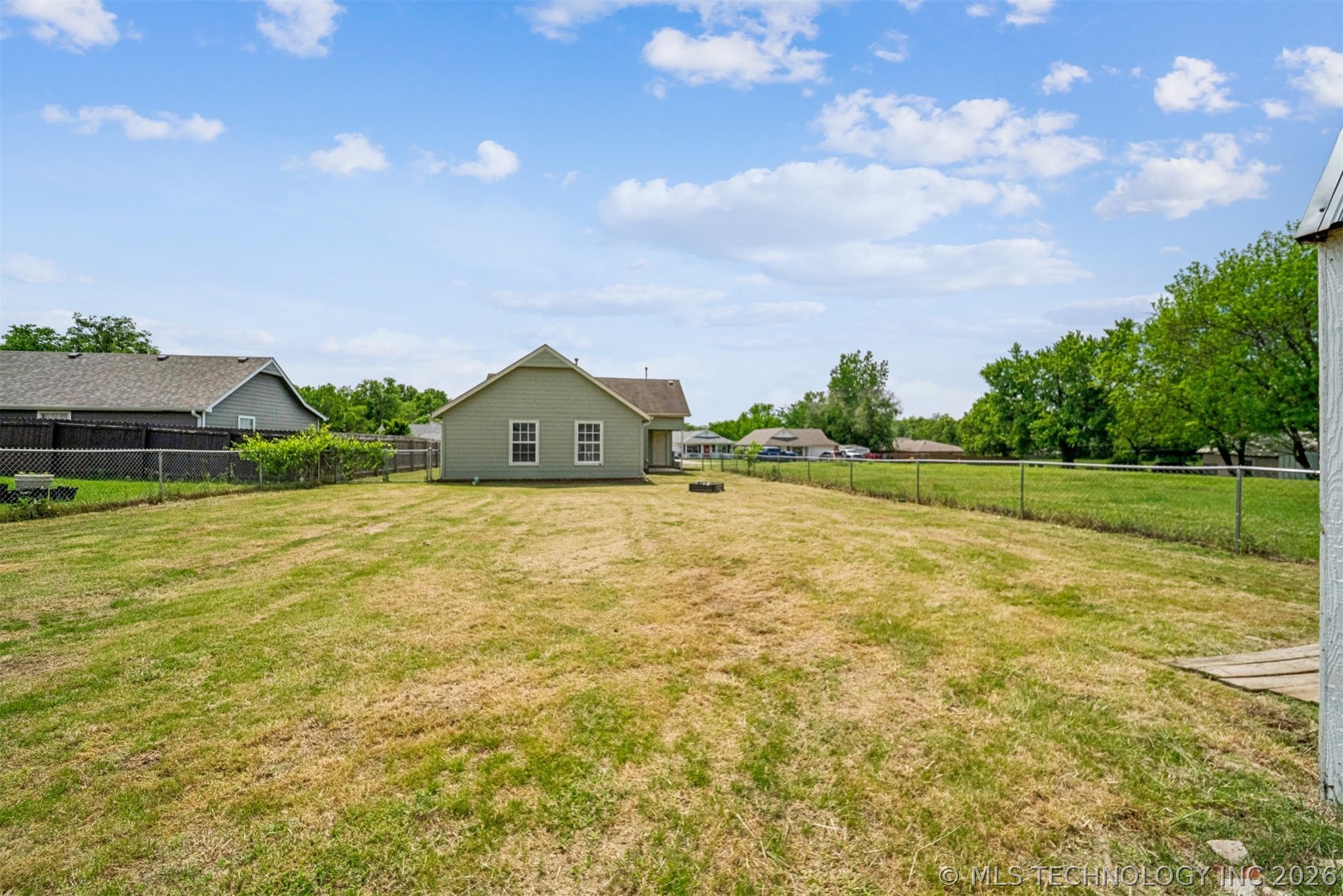419 E Dogwood Street Coweta OK 74429