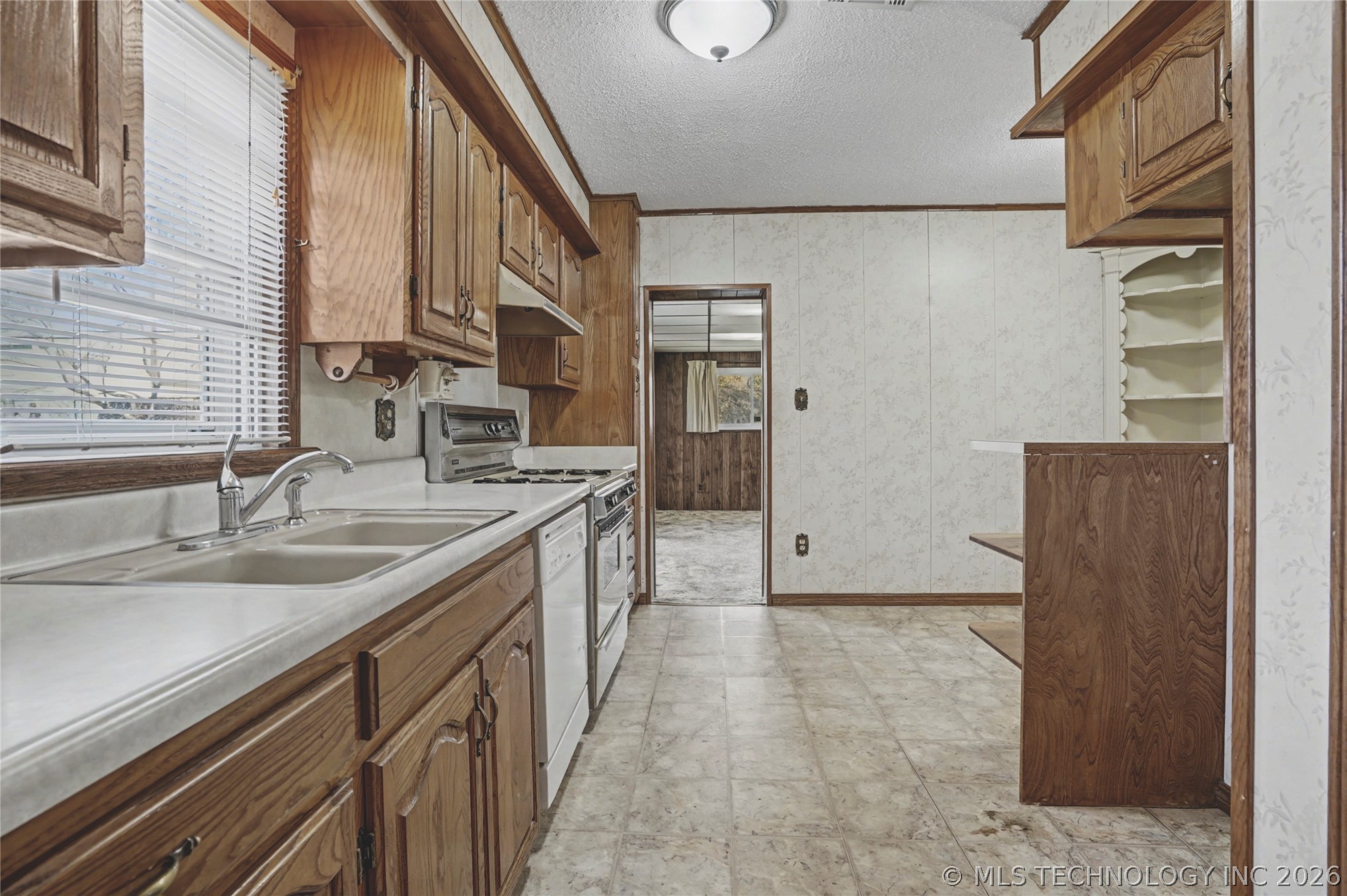 1231 S Gary Place Tulsa OK 74104