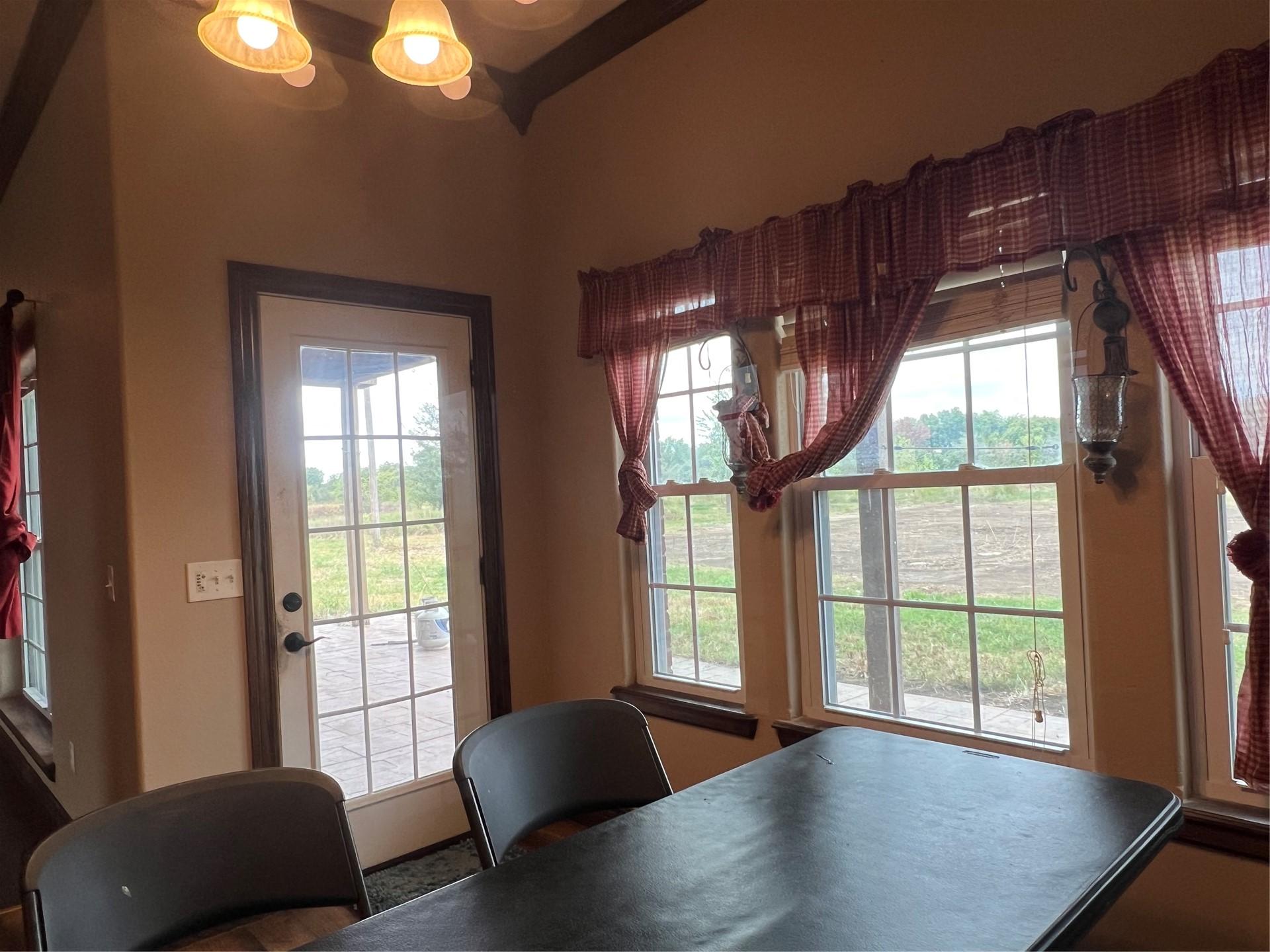 26295 E 320 Road Big Cabin OK 74332