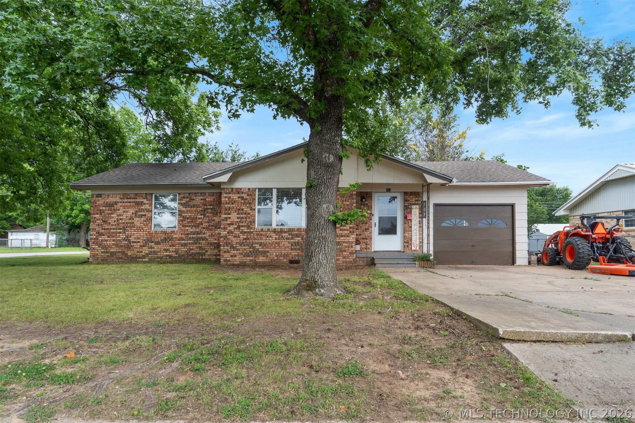 703 Mccarley Colbert OK 74733