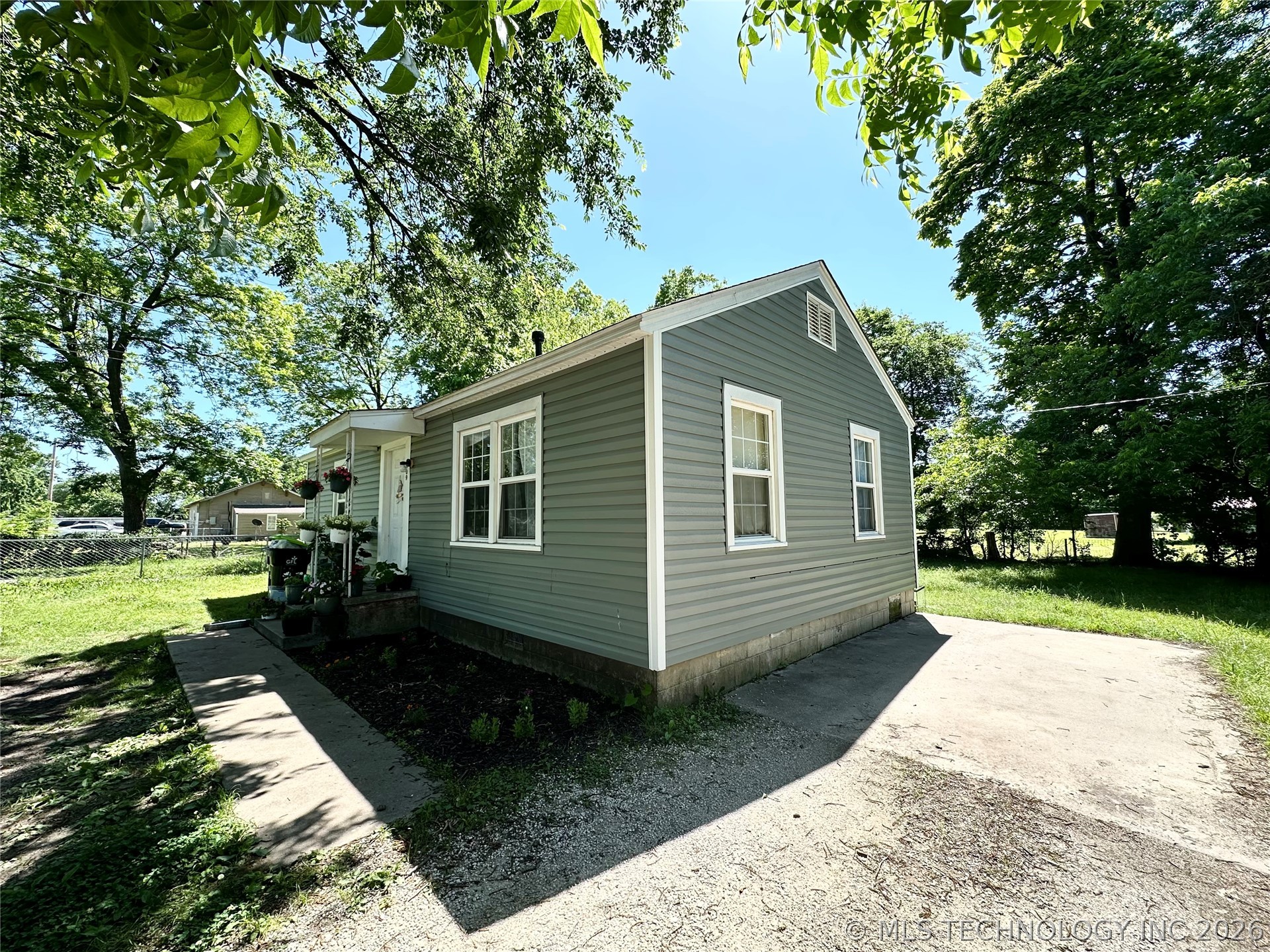 309 S Hickory Street Ada OK 74820