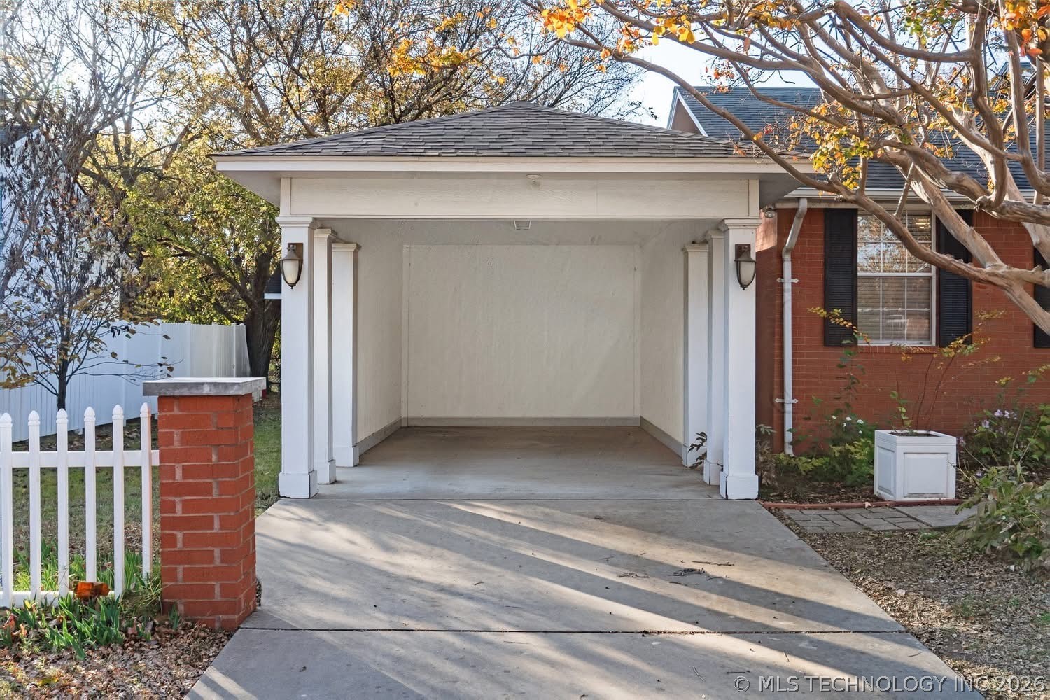 923 N 12th Avenue Durant OK 74701