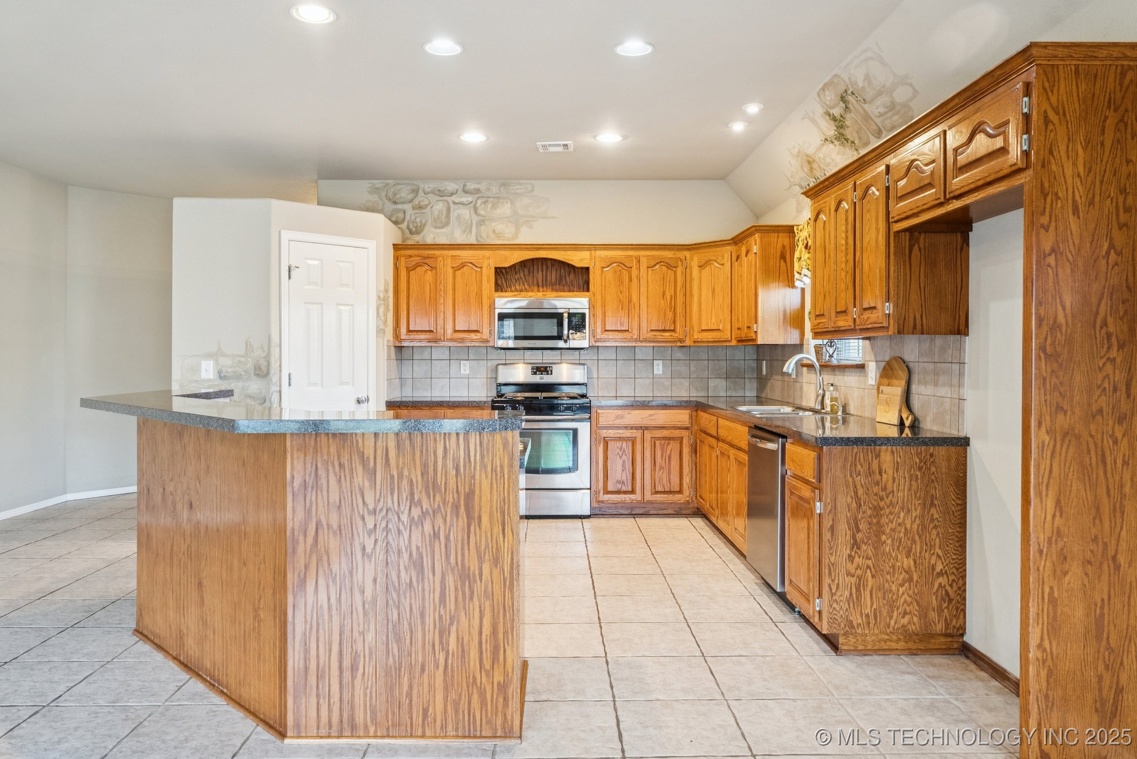 3309 N Gum Place Broken Arrow OK 74012