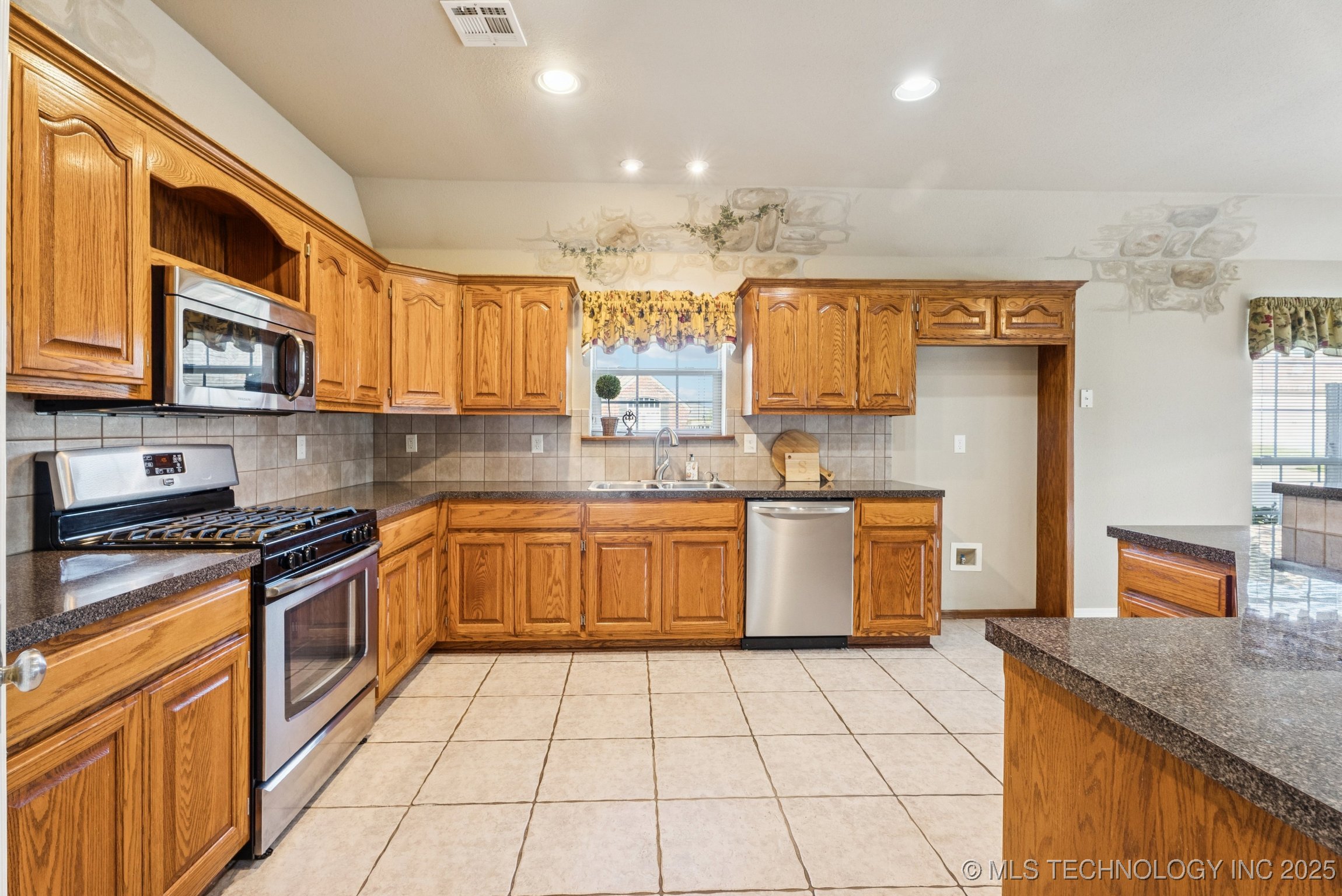 3309 N Gum Place Broken Arrow OK 74012