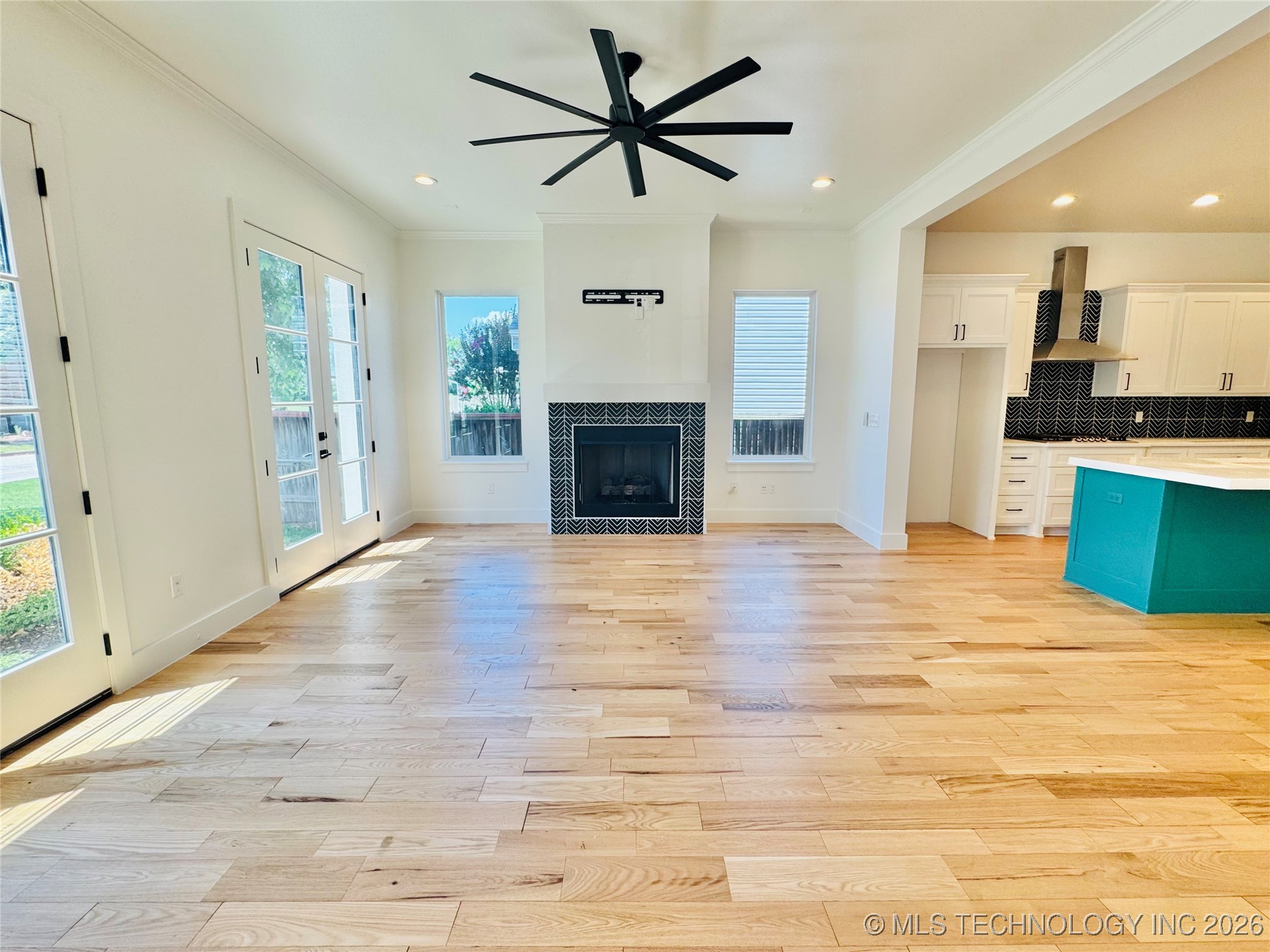 913 E 37th Street S Tulsa OK 74105
