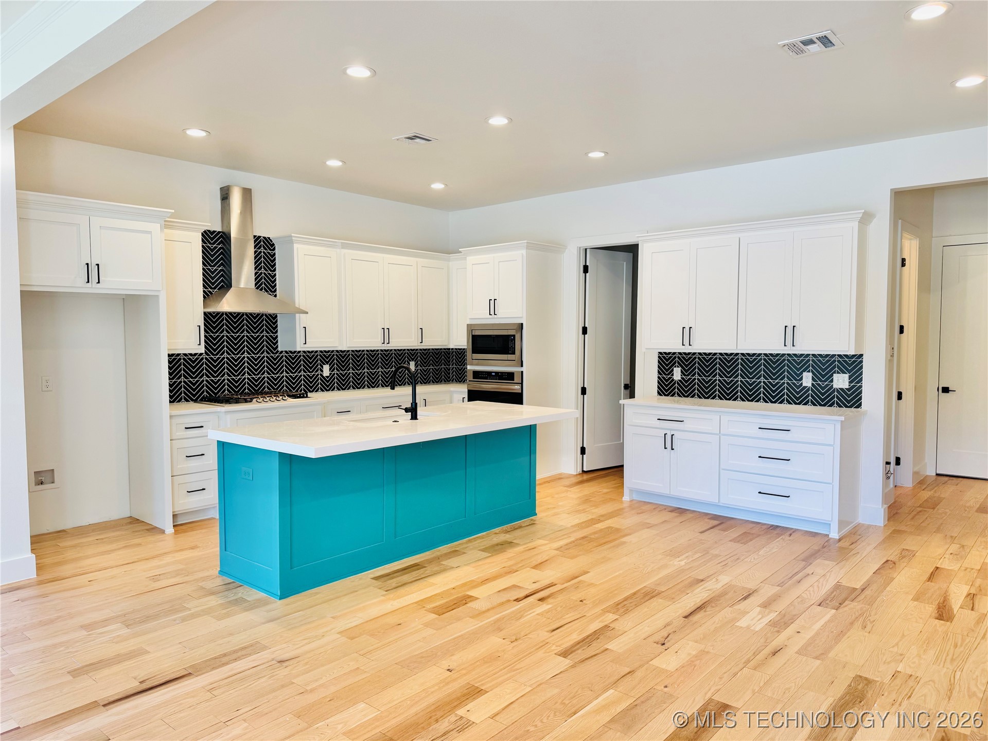 913 E 37th Street S Tulsa OK 74105