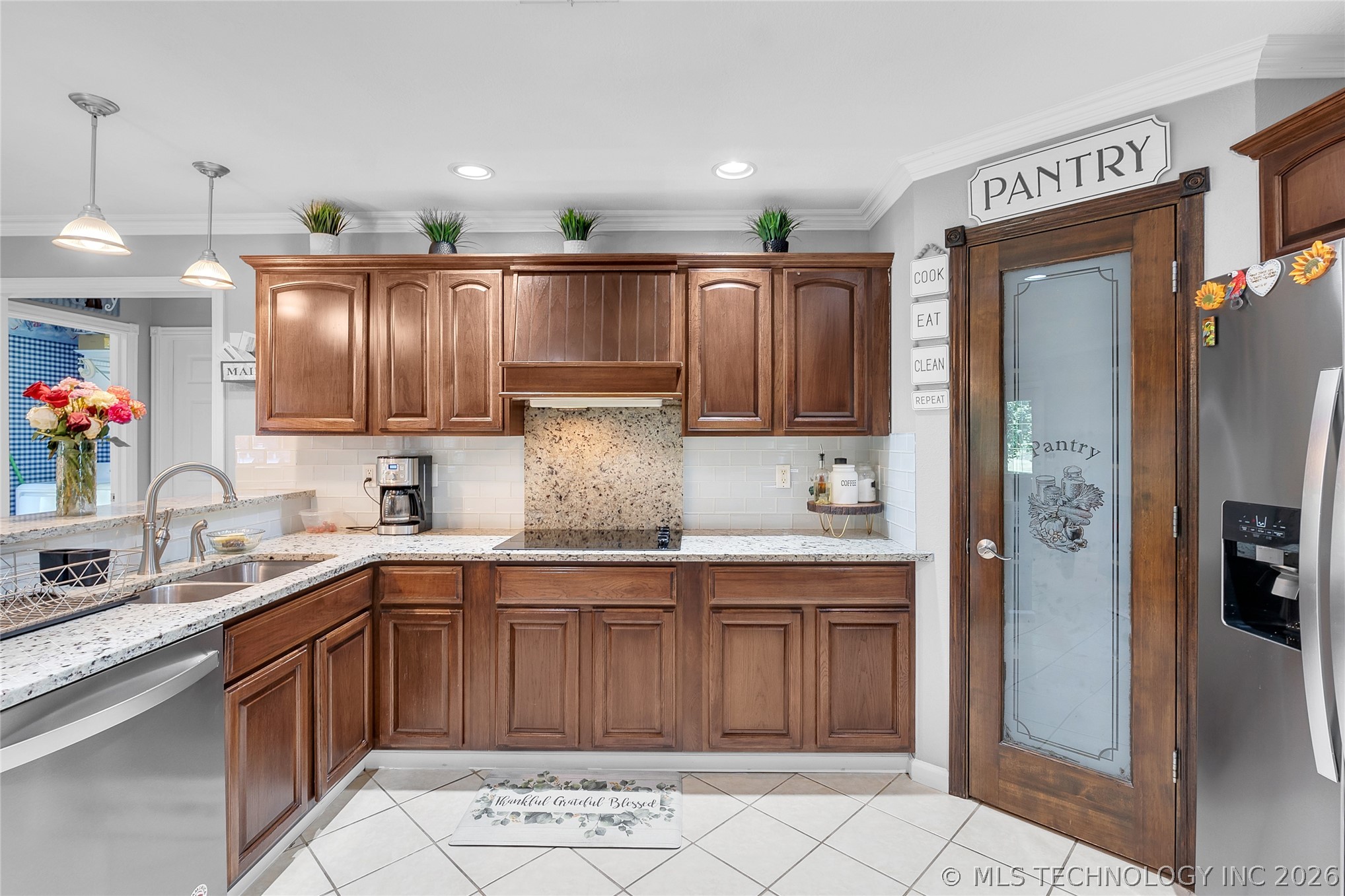 7045 S 369th East Avenue Broken Arrow OK 74014