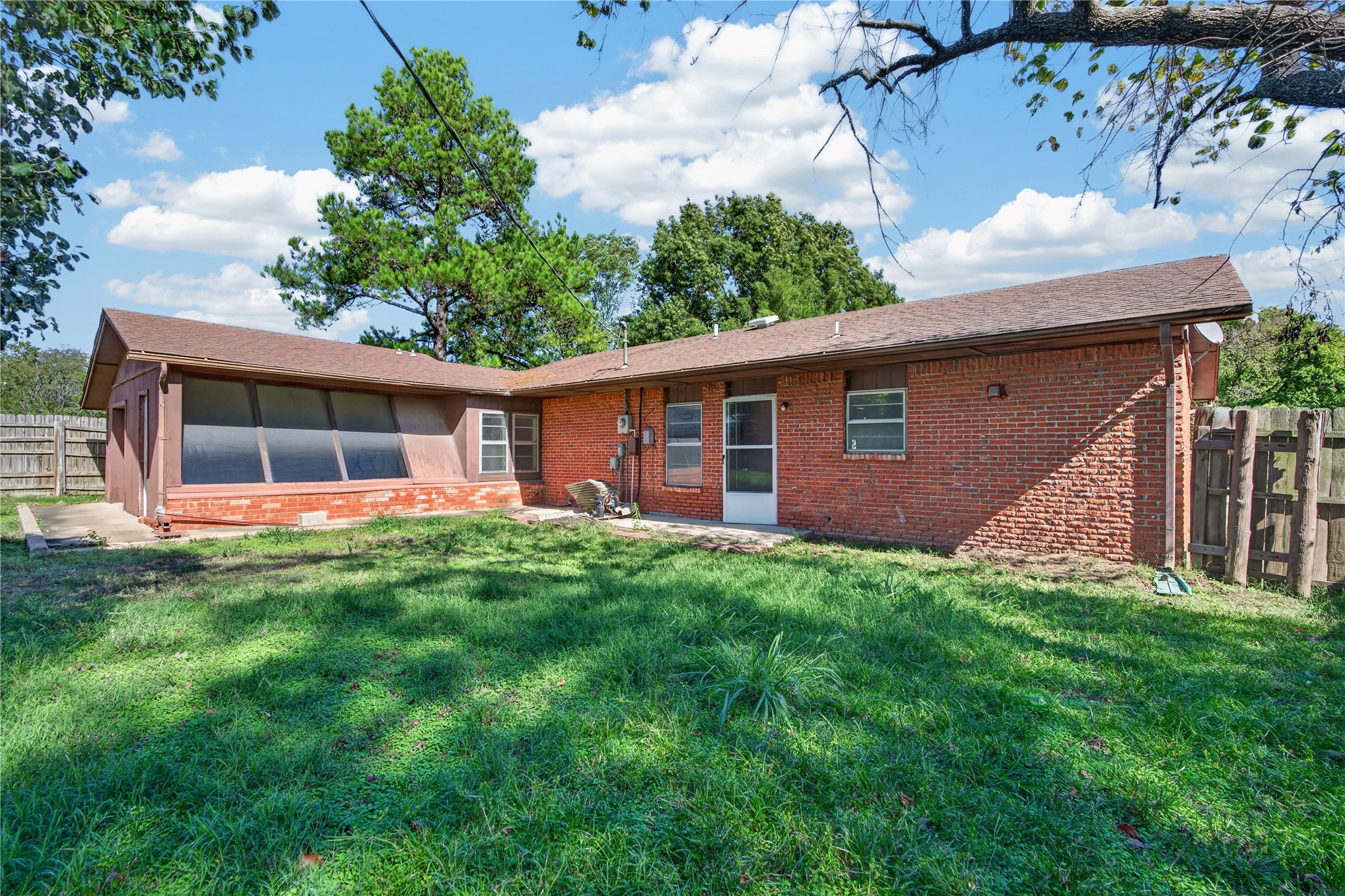 1209 S Wewoka Wewoka OK 74884