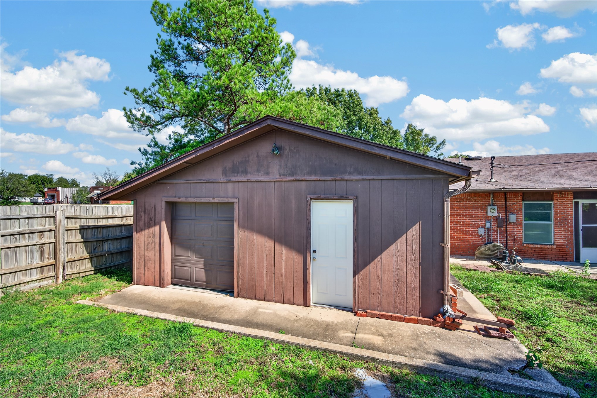 1209 S Wewoka Wewoka OK 74884
