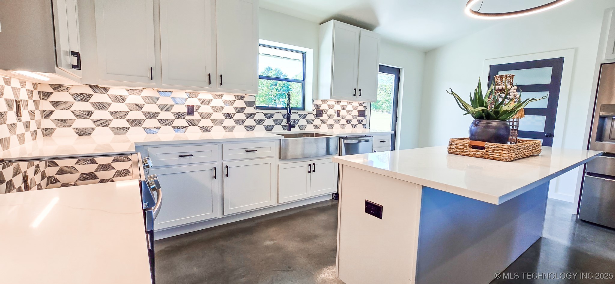64 Reagan Drive Eufaula OK 74432