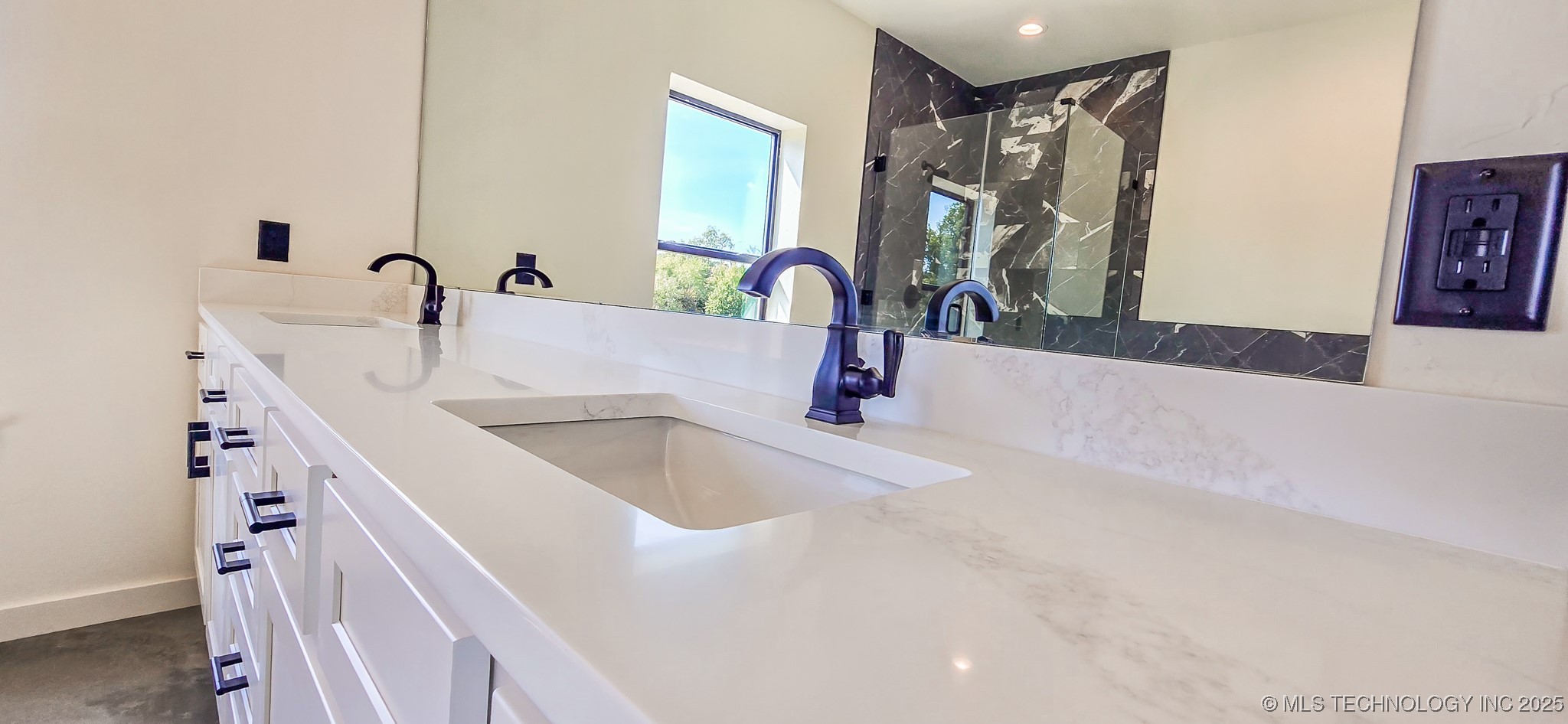 64 Reagan Drive Eufaula OK 74432