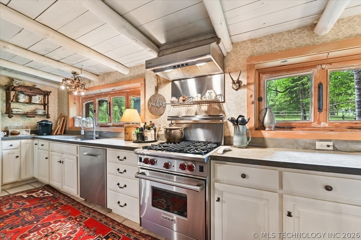 84 Willow Locust Grove OK 74352
