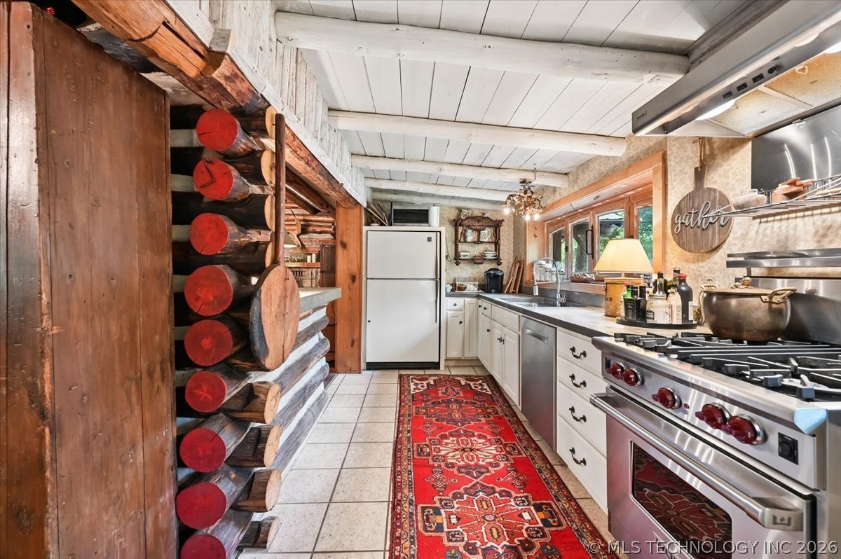 84 Willow Locust Grove OK 74352