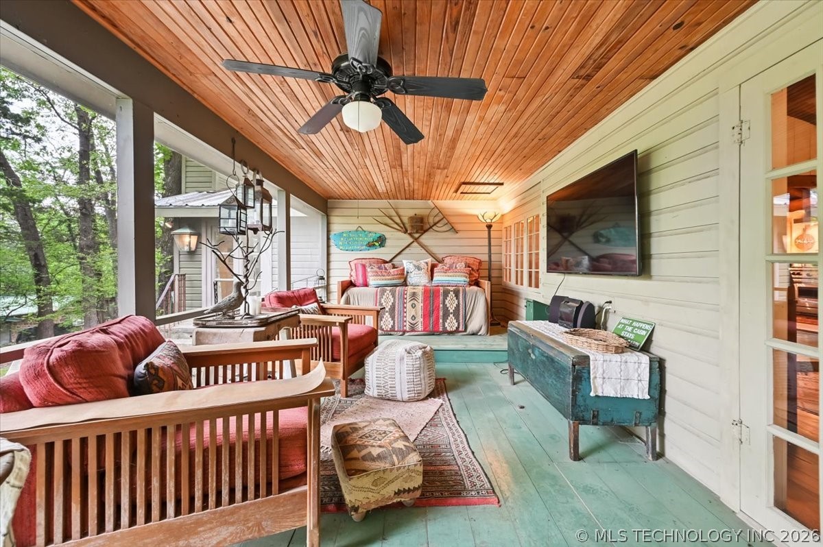84 Willow Locust Grove OK 74352