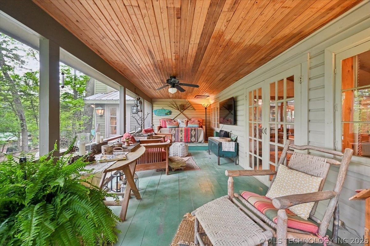 84 Willow Locust Grove OK 74352