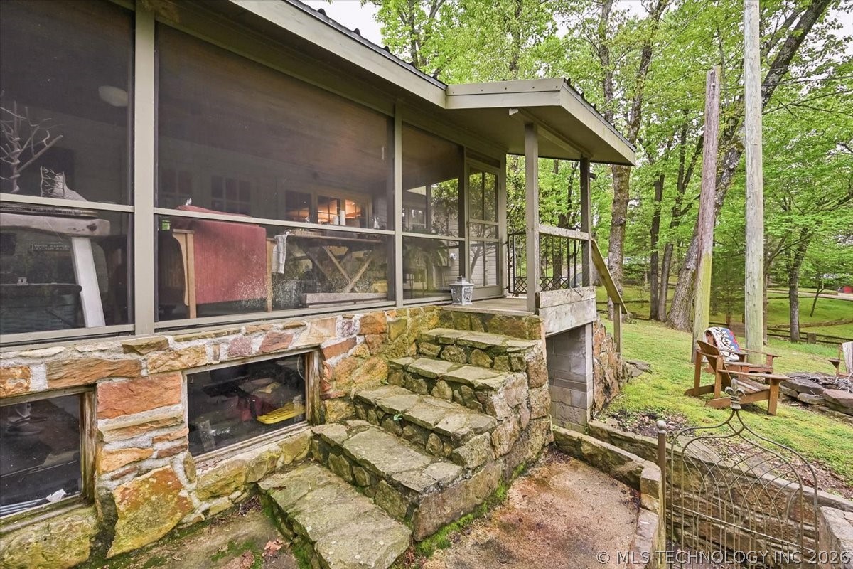 84 Willow Locust Grove OK 74352
