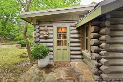84 Willow Locust Grove OK 74352