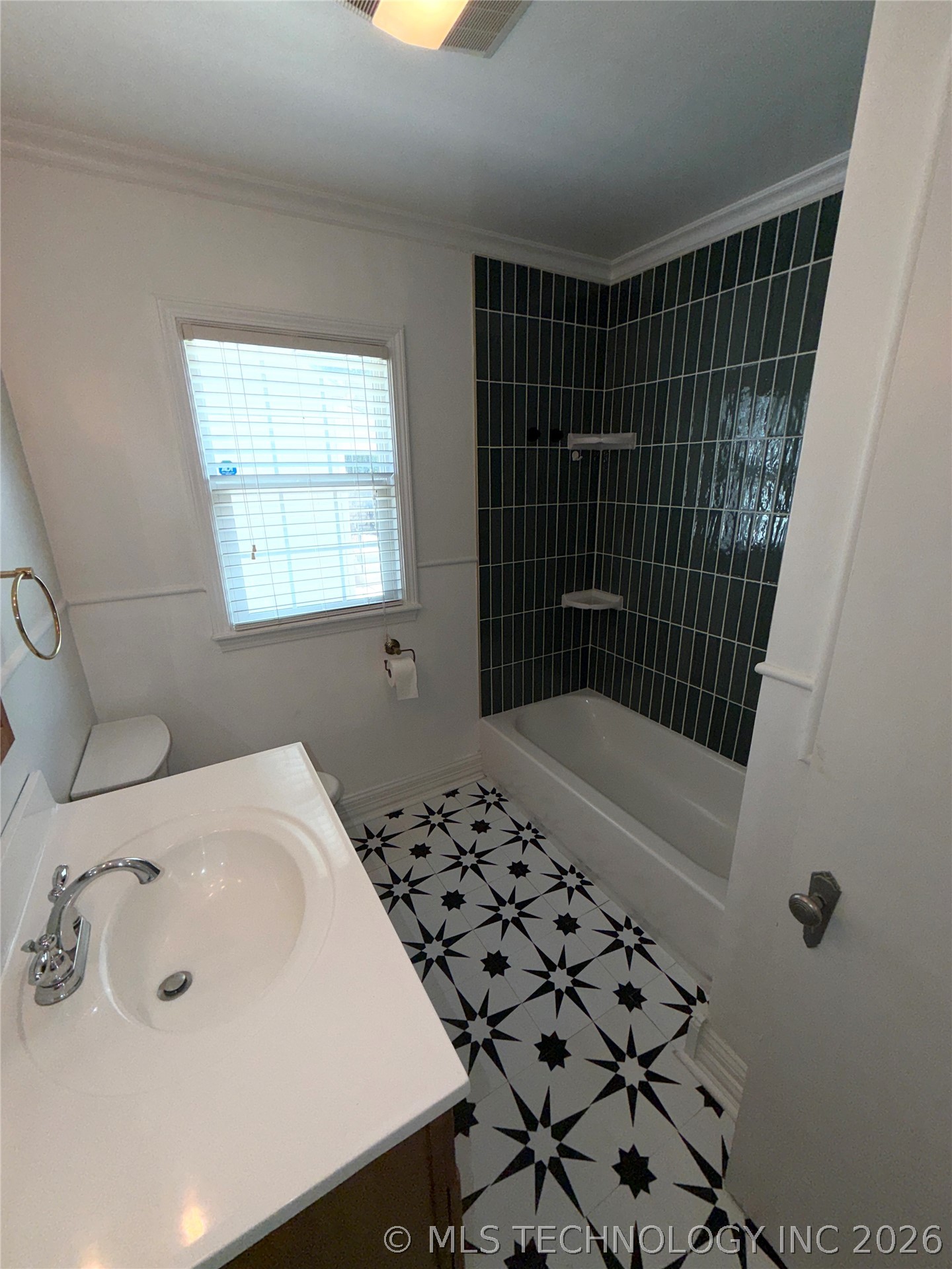927 S Toledo Avenue Tulsa OK 74112