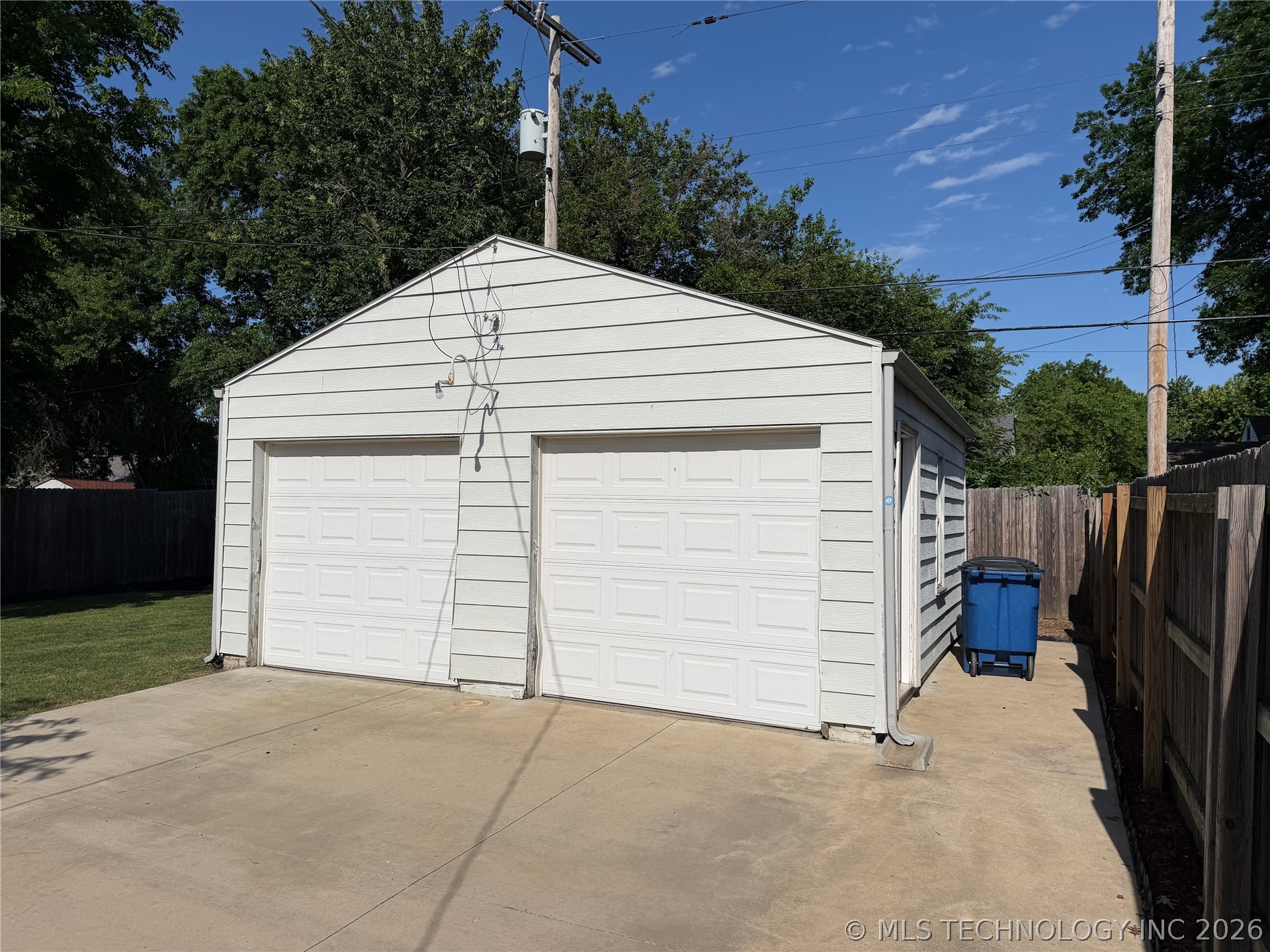 927 S Toledo Avenue Tulsa OK 74112