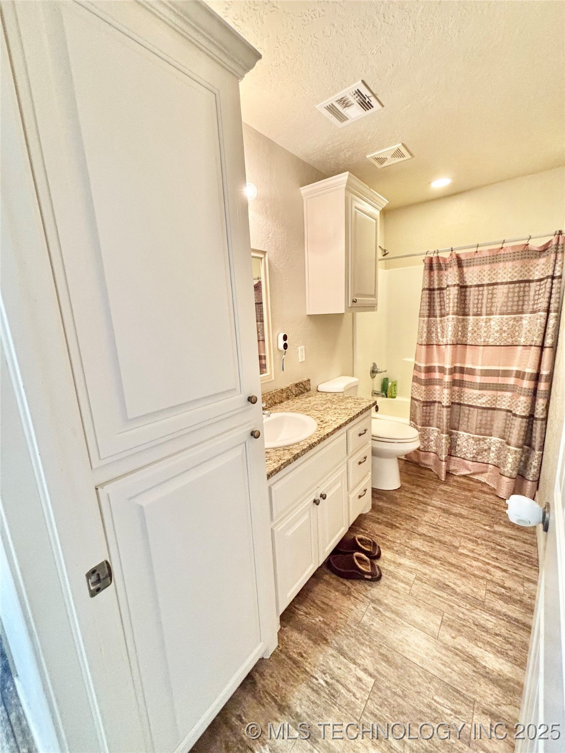 3693 State Hwy 71 Highway Quinton OK 74561