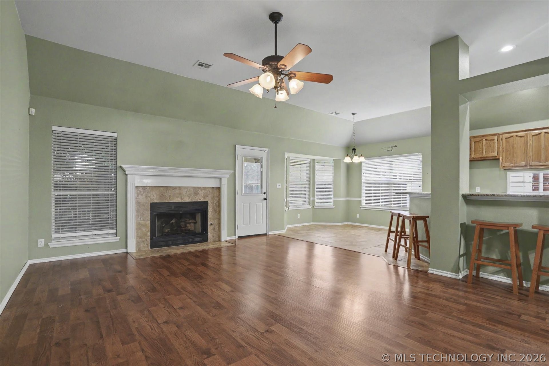 2440 S Redwood Avenue Broken Arrow OK 74012