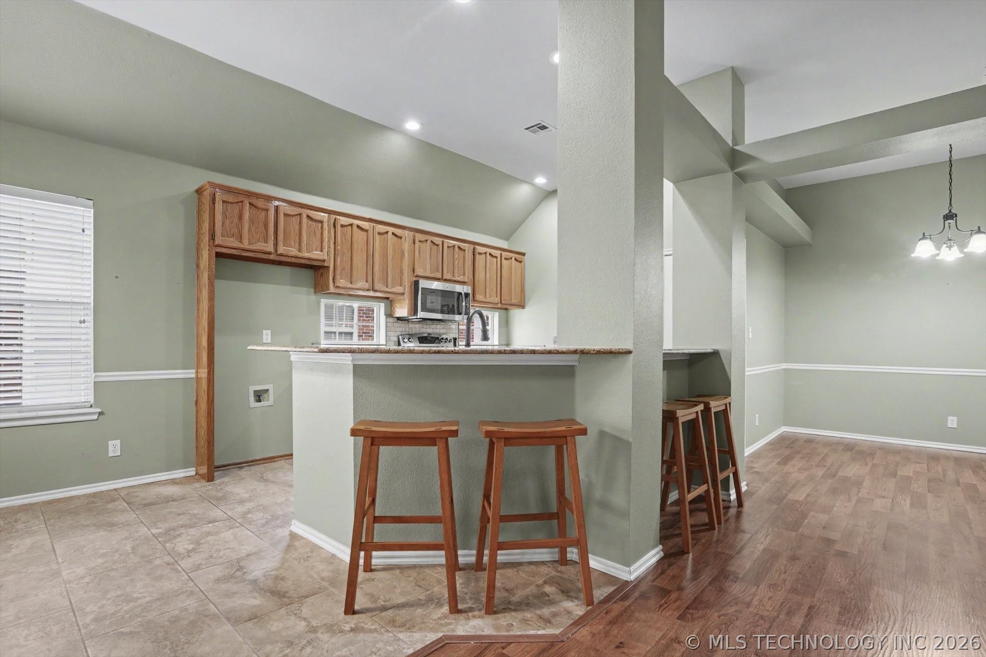 2440 S Redwood Avenue Broken Arrow OK 74012