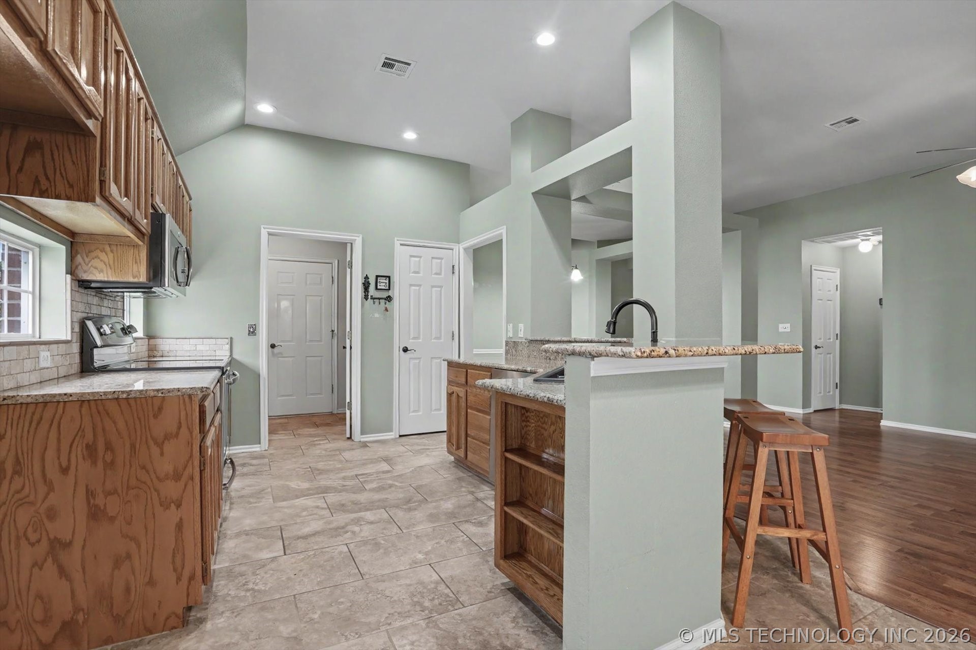 2440 S Redwood Avenue Broken Arrow OK 74012