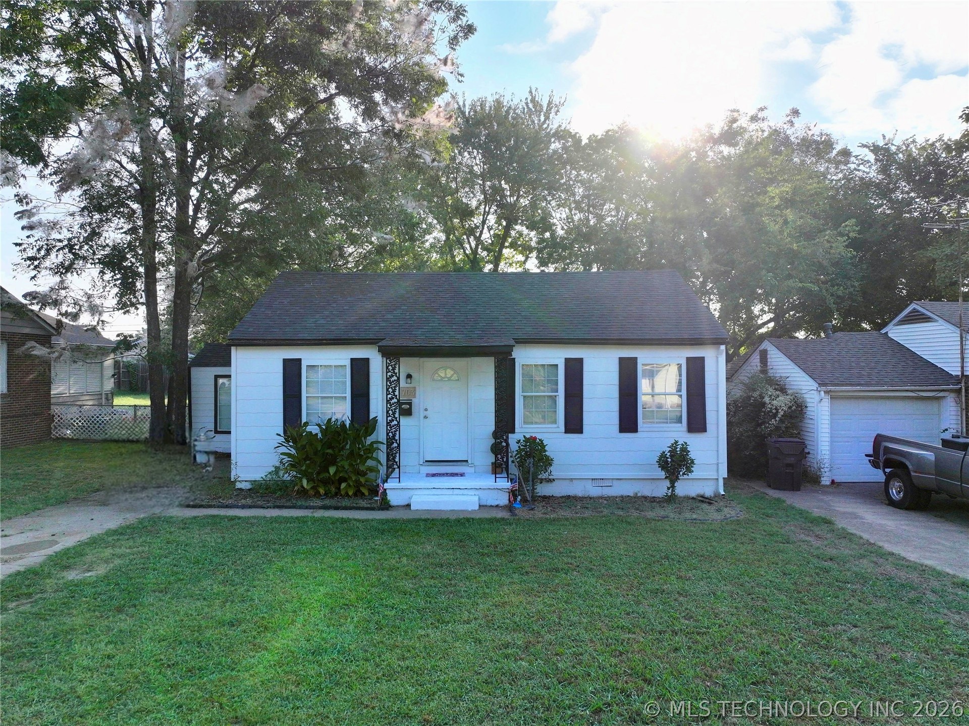 703 S Poplar Street Sapulpa OK 74066