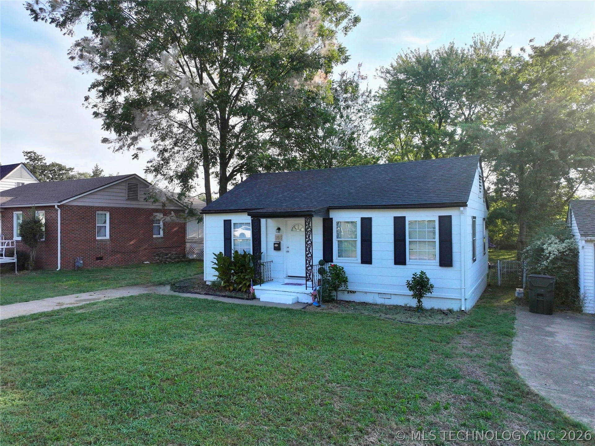 703 S Poplar Street Sapulpa OK 74066