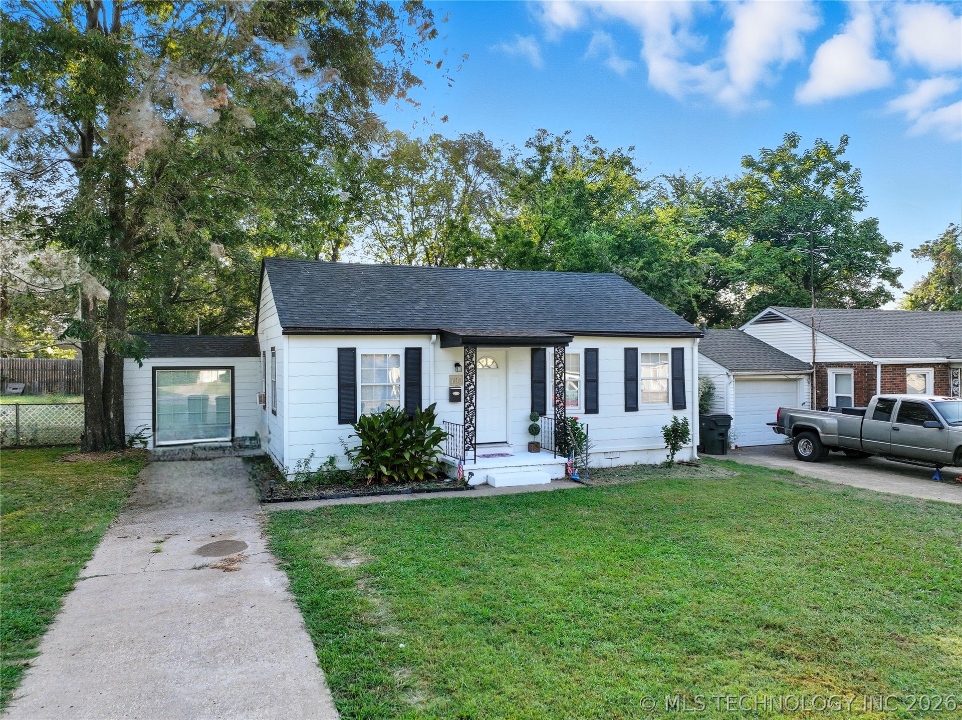703 S Poplar Street Sapulpa OK 74066