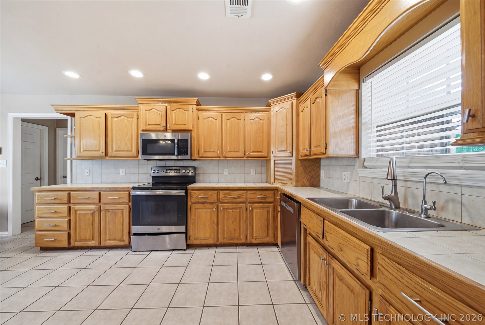 101283 S 4614 Road Sallisaw OK 74955