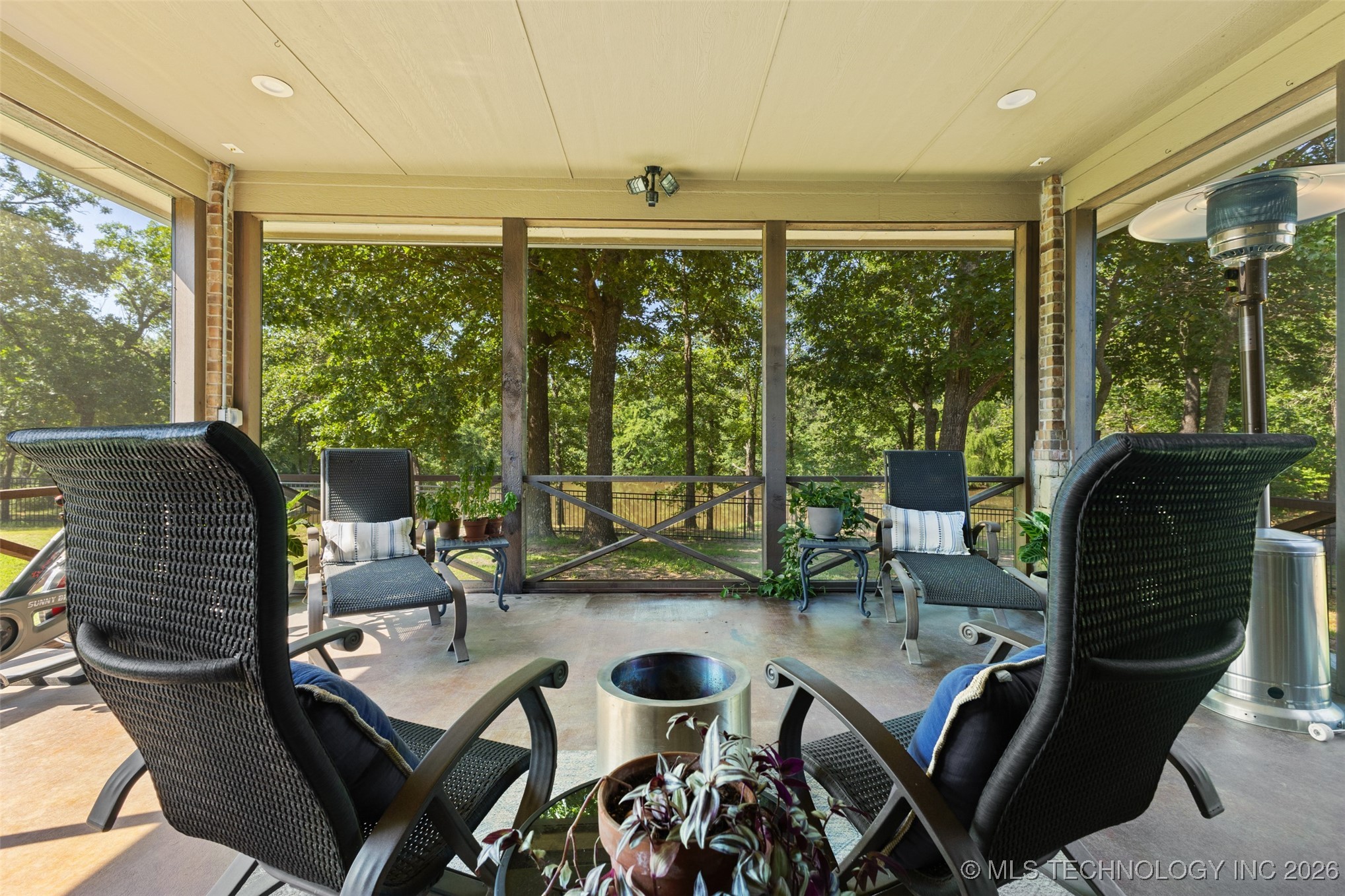 15853 County Road 3581 Ada OK 74820