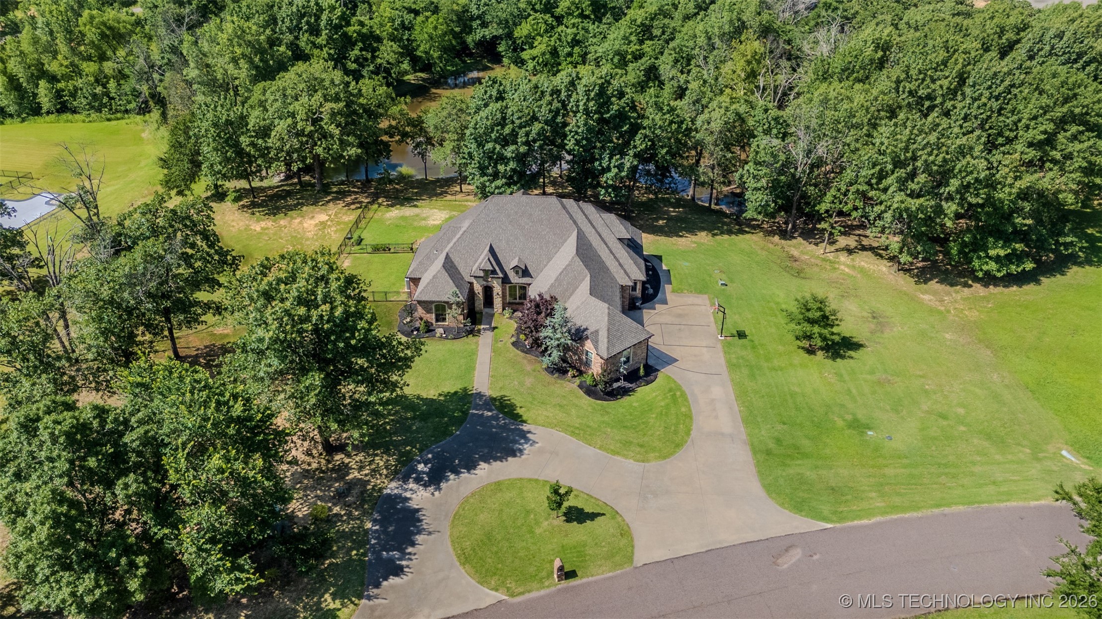 15853 County Road 3581 Ada OK 74820