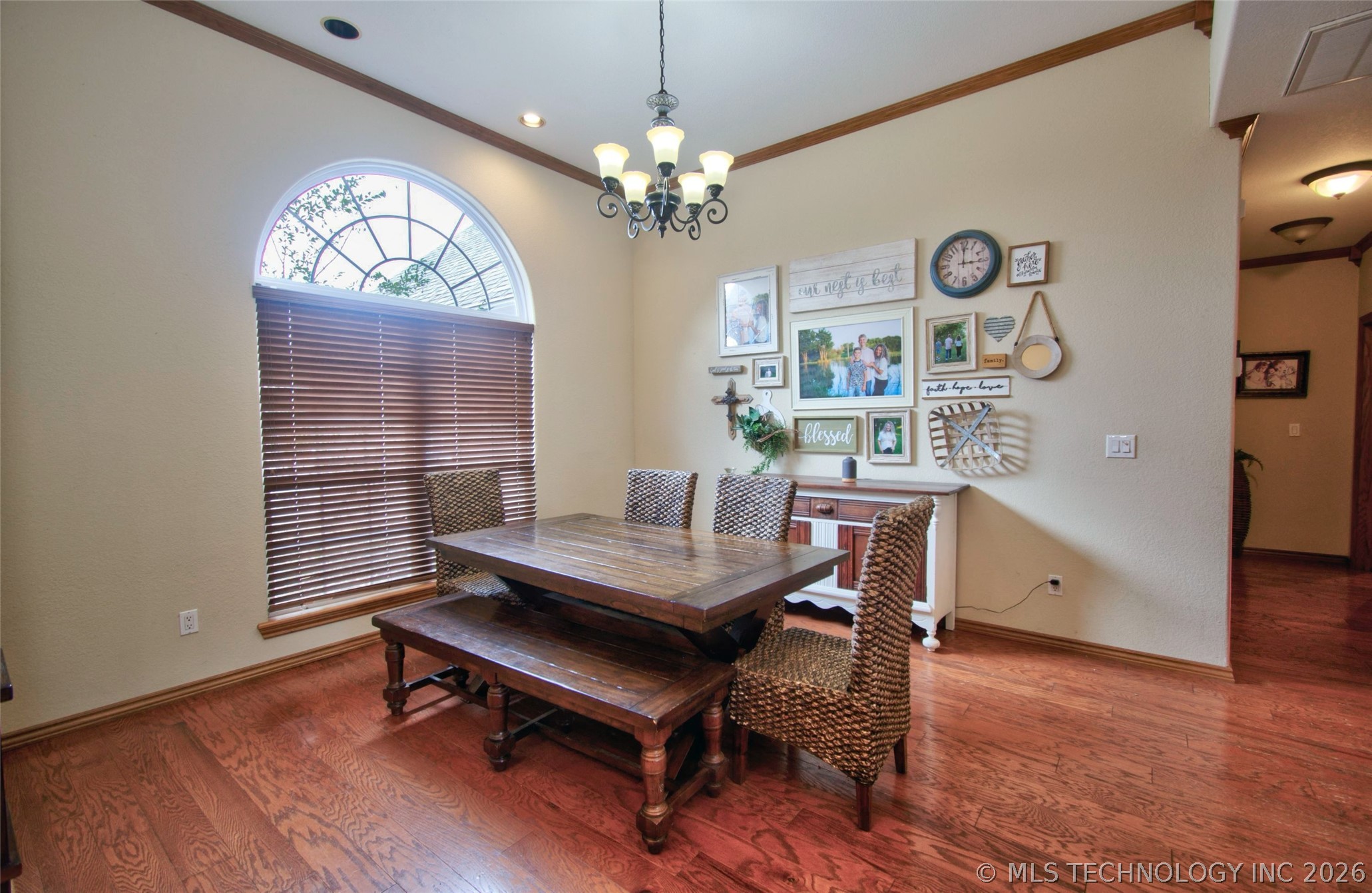 1129 Elizabeth Drive Checotah OK 74426