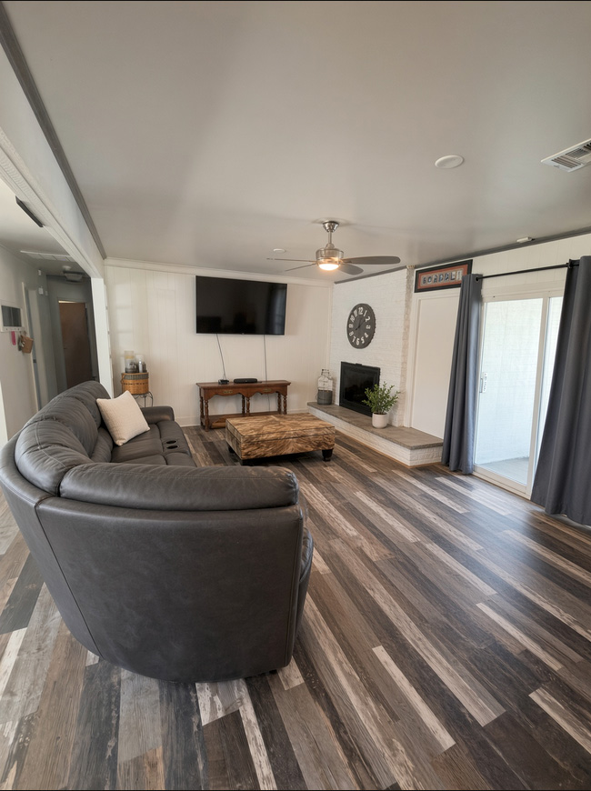 1282 S 103rd East Road Tulsa OK 74128