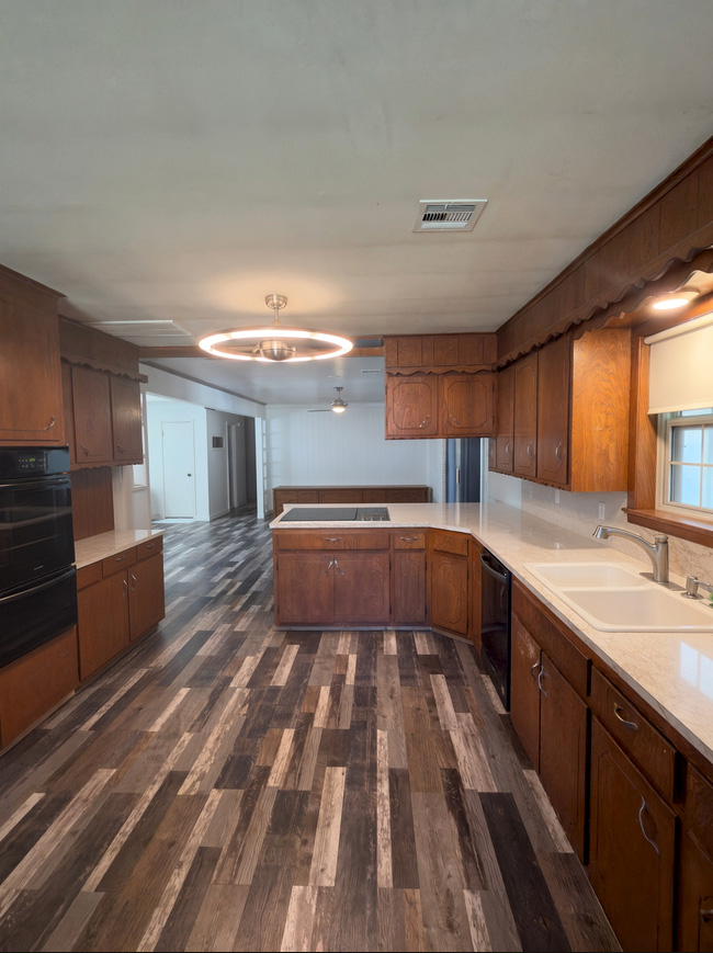 1282 S 103rd East Road Tulsa OK 74128