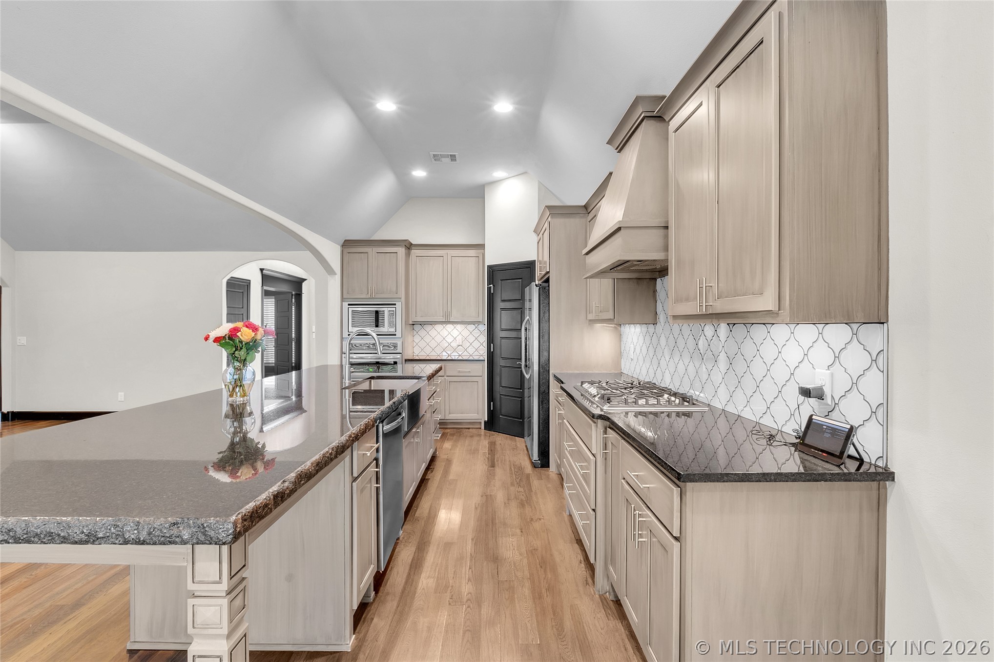 3915 S 15th Place Broken Arrow OK 74011
